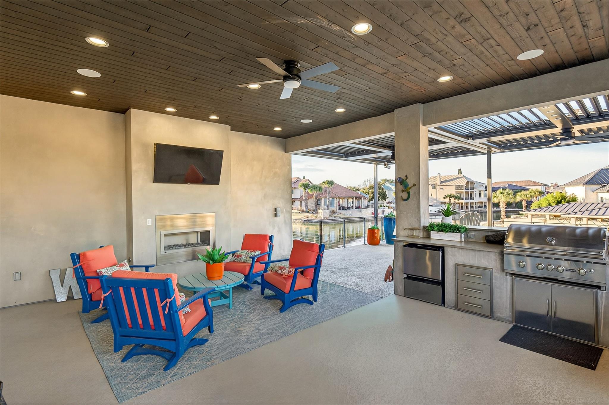 116 Wennmohs Pl, Horseshoe Bay, TX 78657