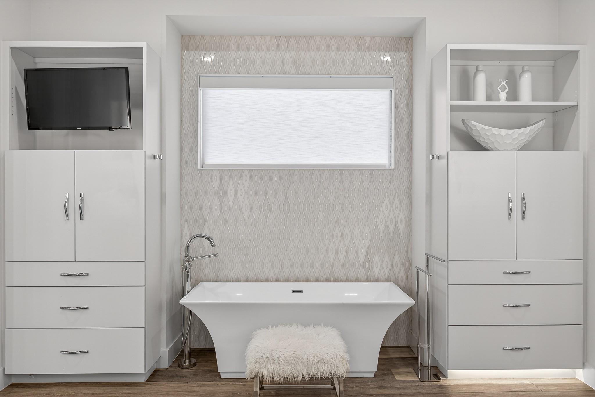 116 Wennmohs Pl, Horseshoe Bay, TX 78657