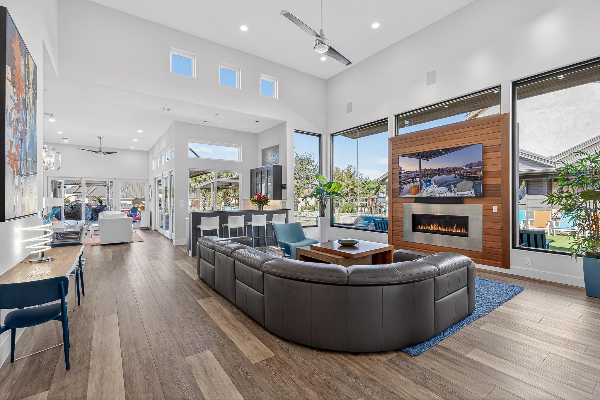 116 Wennmohs Pl, Horseshoe Bay, TX 78657