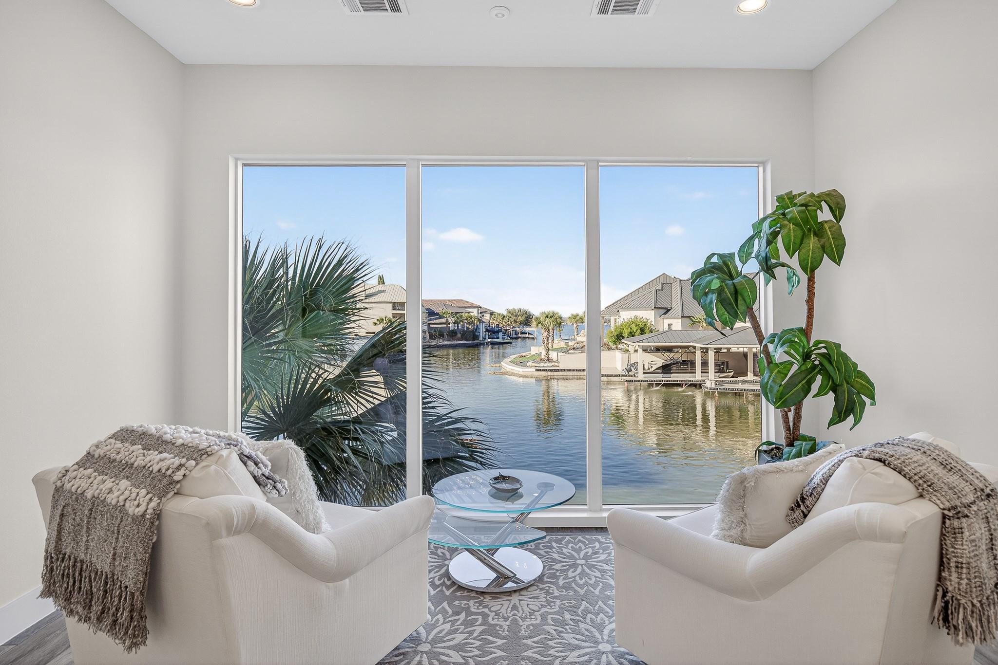 116 Wennmohs Pl, Horseshoe Bay, TX 78657