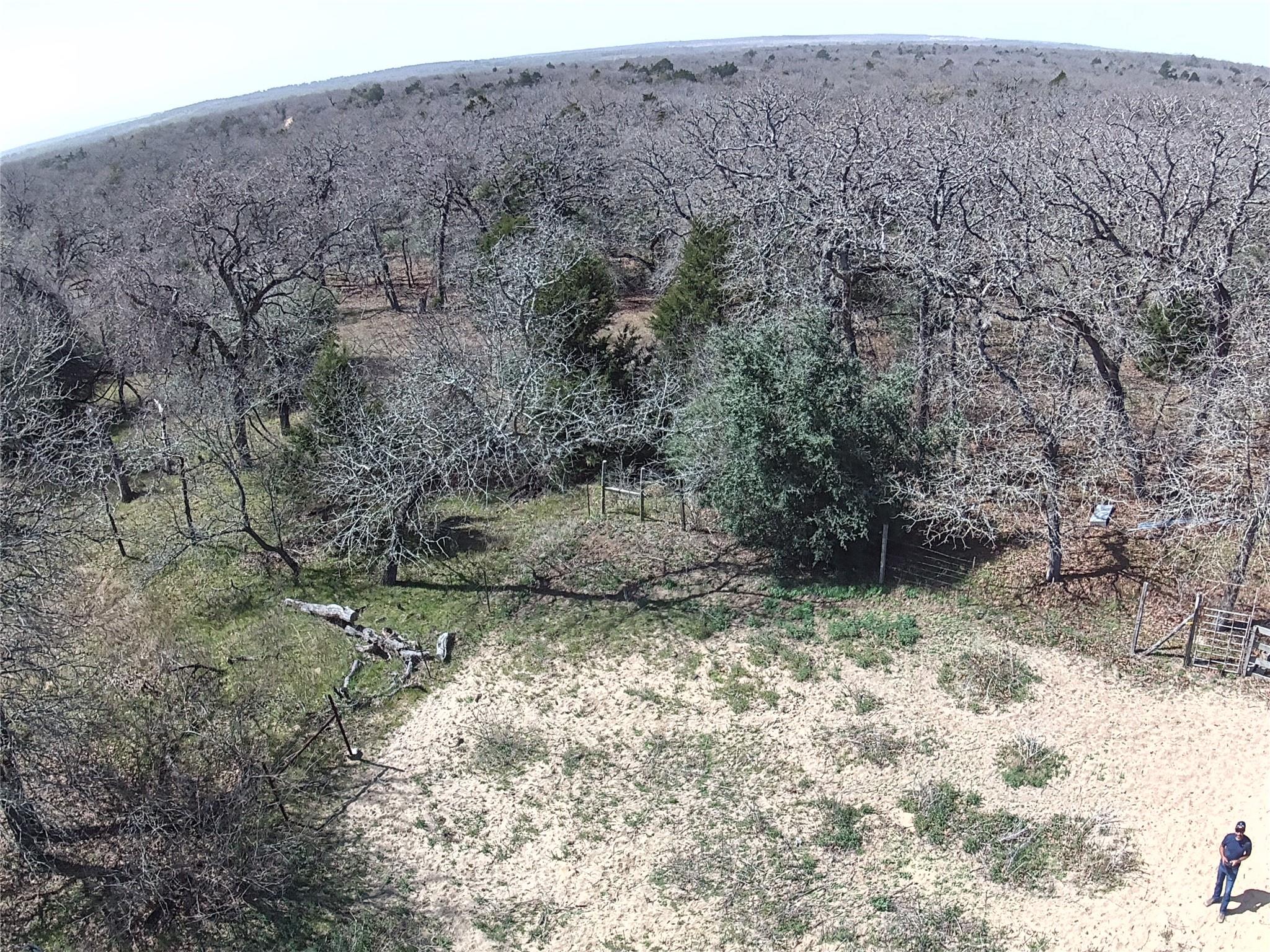 1218 Private Road 3063 Rd, Lexington, TX 78947