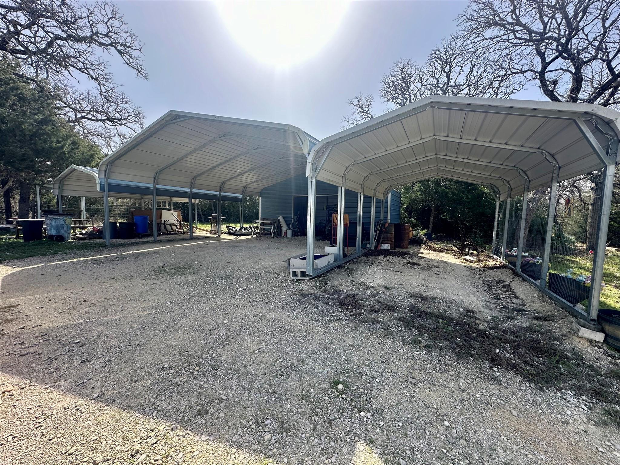 1218 Private Road 3063 Rd, Lexington, TX 78947