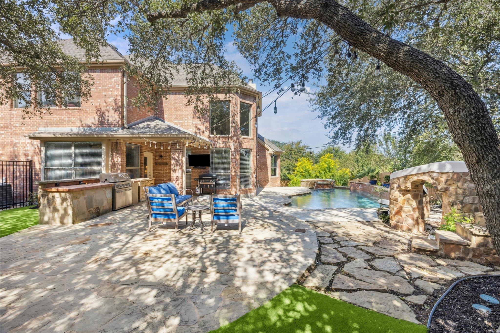 1804 Val Verde Dr, Austin, TX 78732