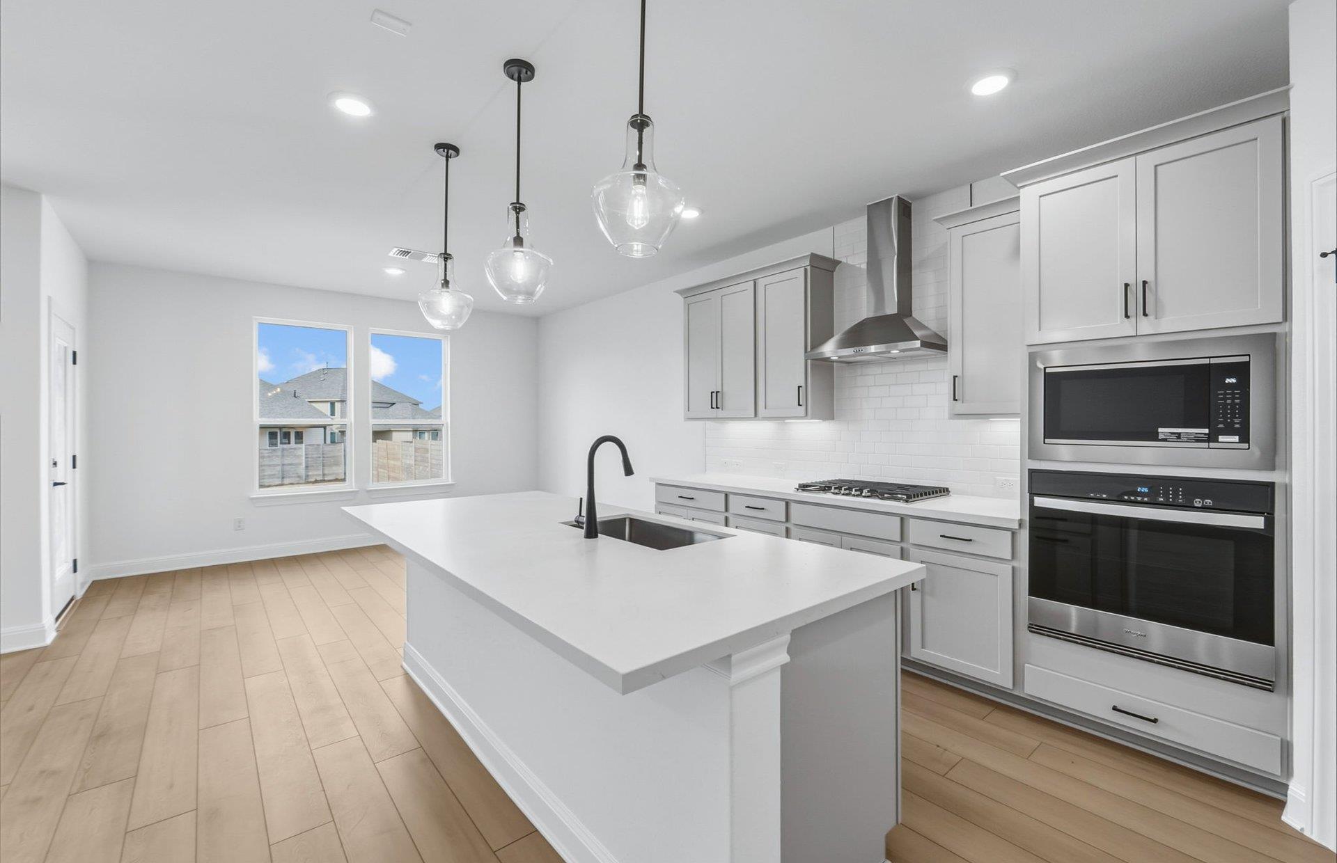 421 Foresail Rd, Leander, TX 78641