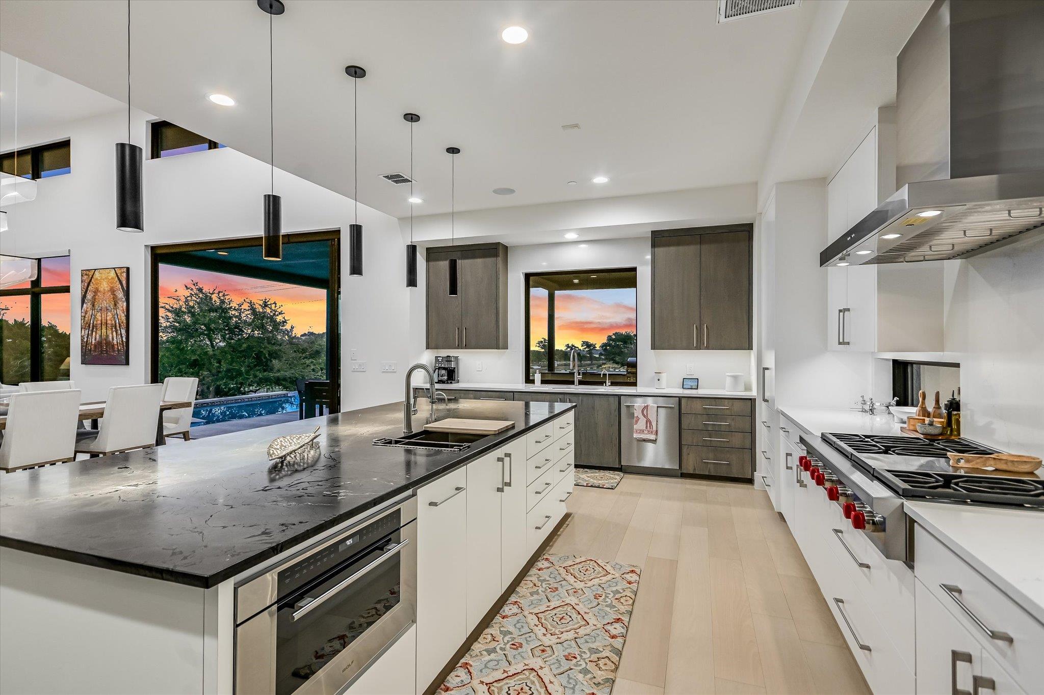 6509 Madrone Tree Ln, Austin, TX 78738