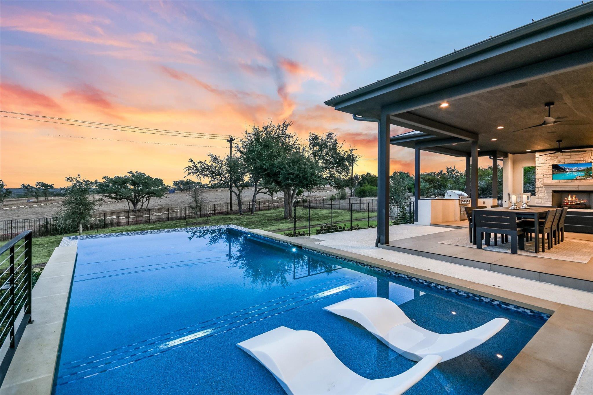 6509 Madrone Tree Ln, Austin, TX 78738