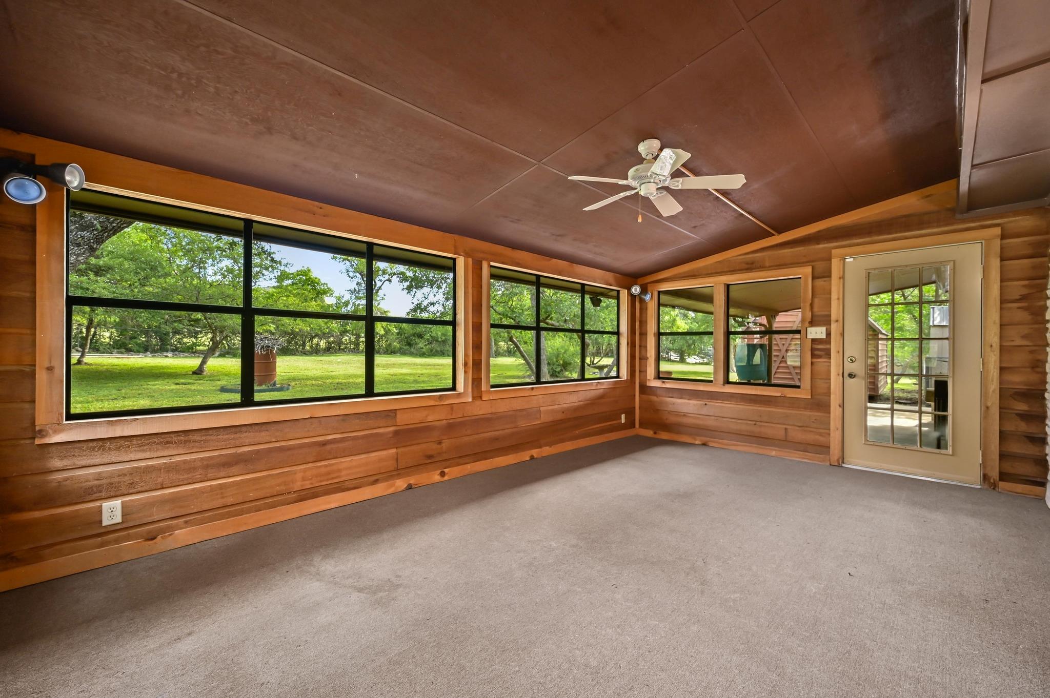 300 W Sequoia Spur, Georgetown, TX 78628