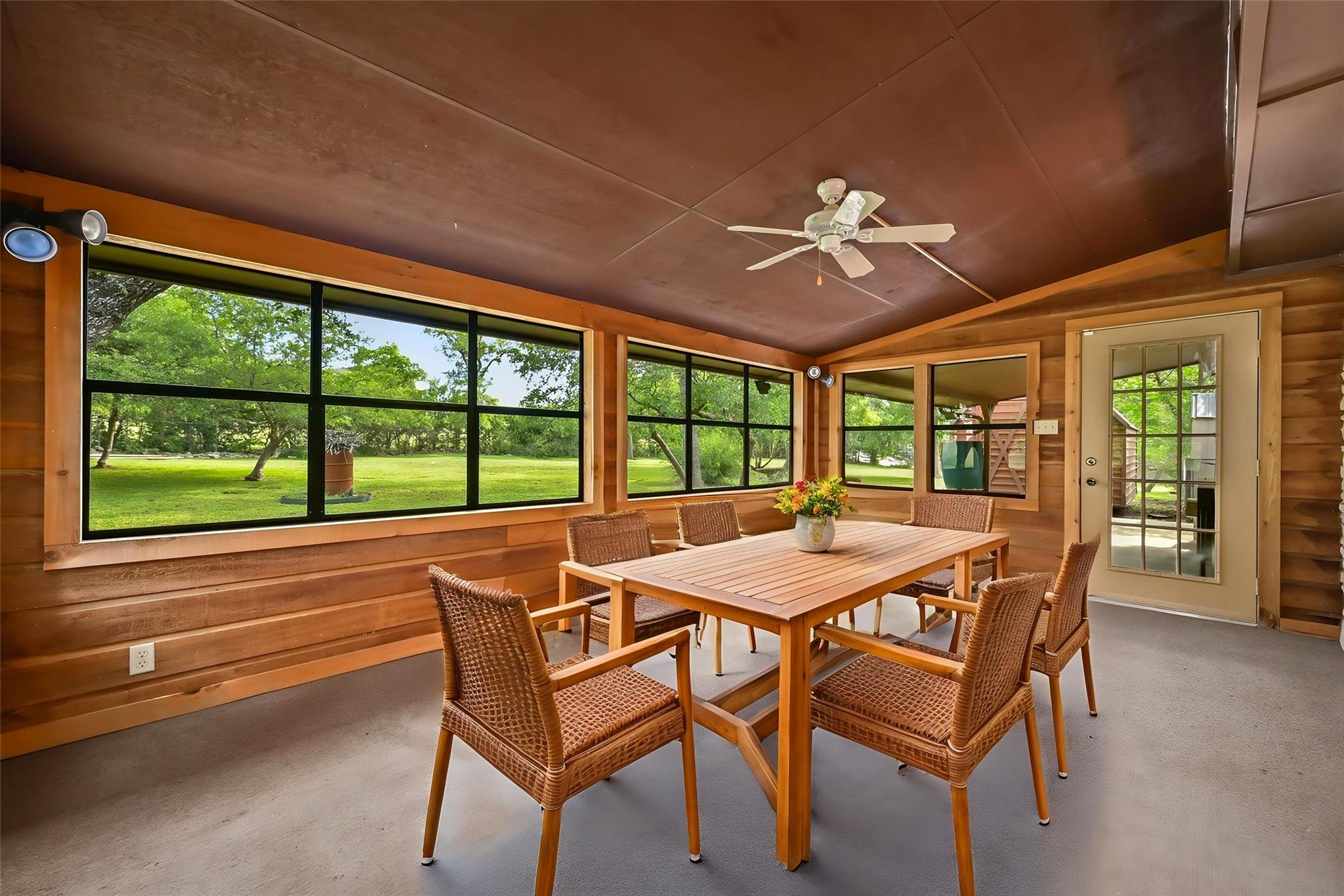 300 W Sequoia Spur, Georgetown, TX 78628