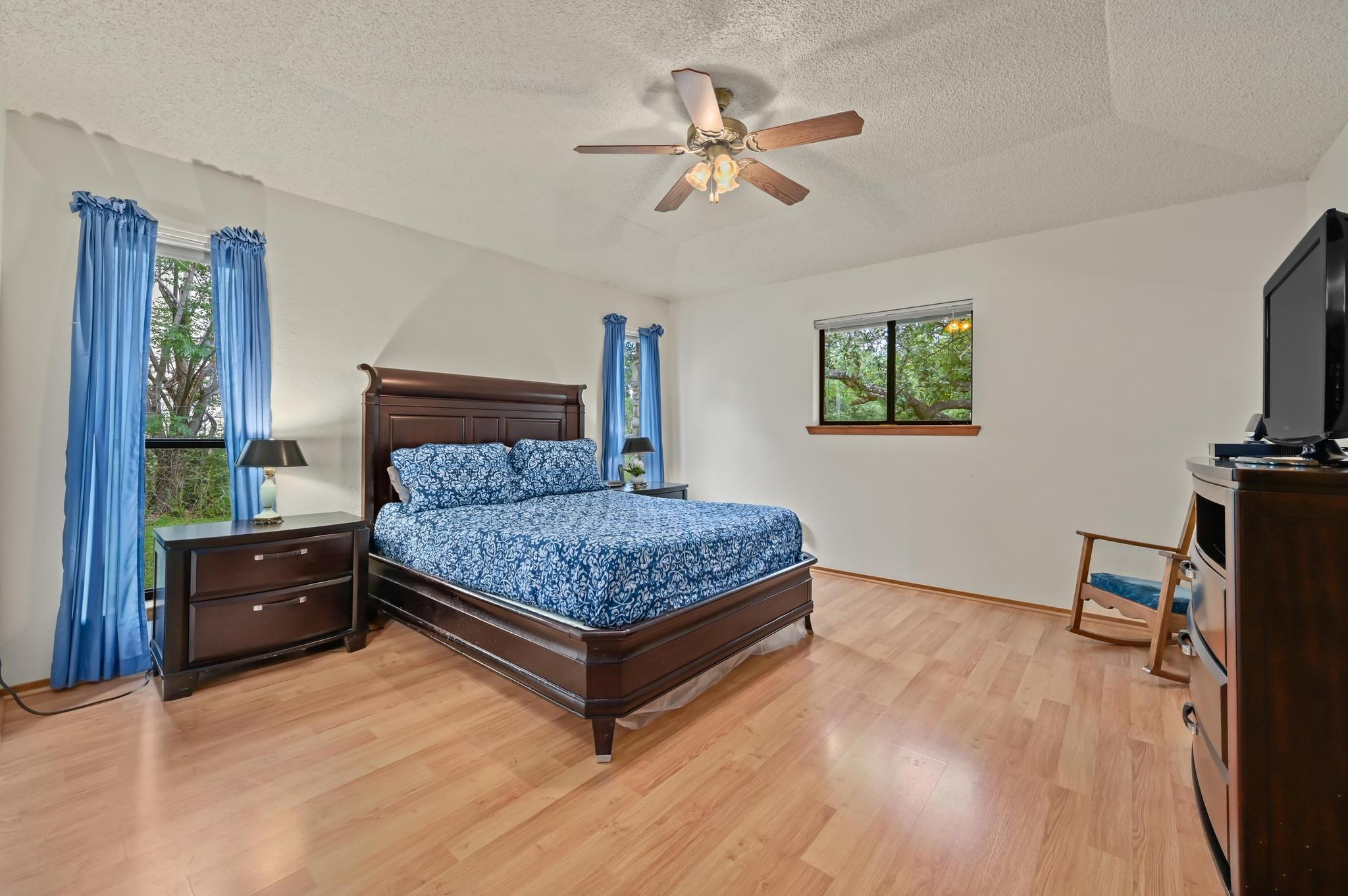 300 W Sequoia Spur, Georgetown, TX 78628