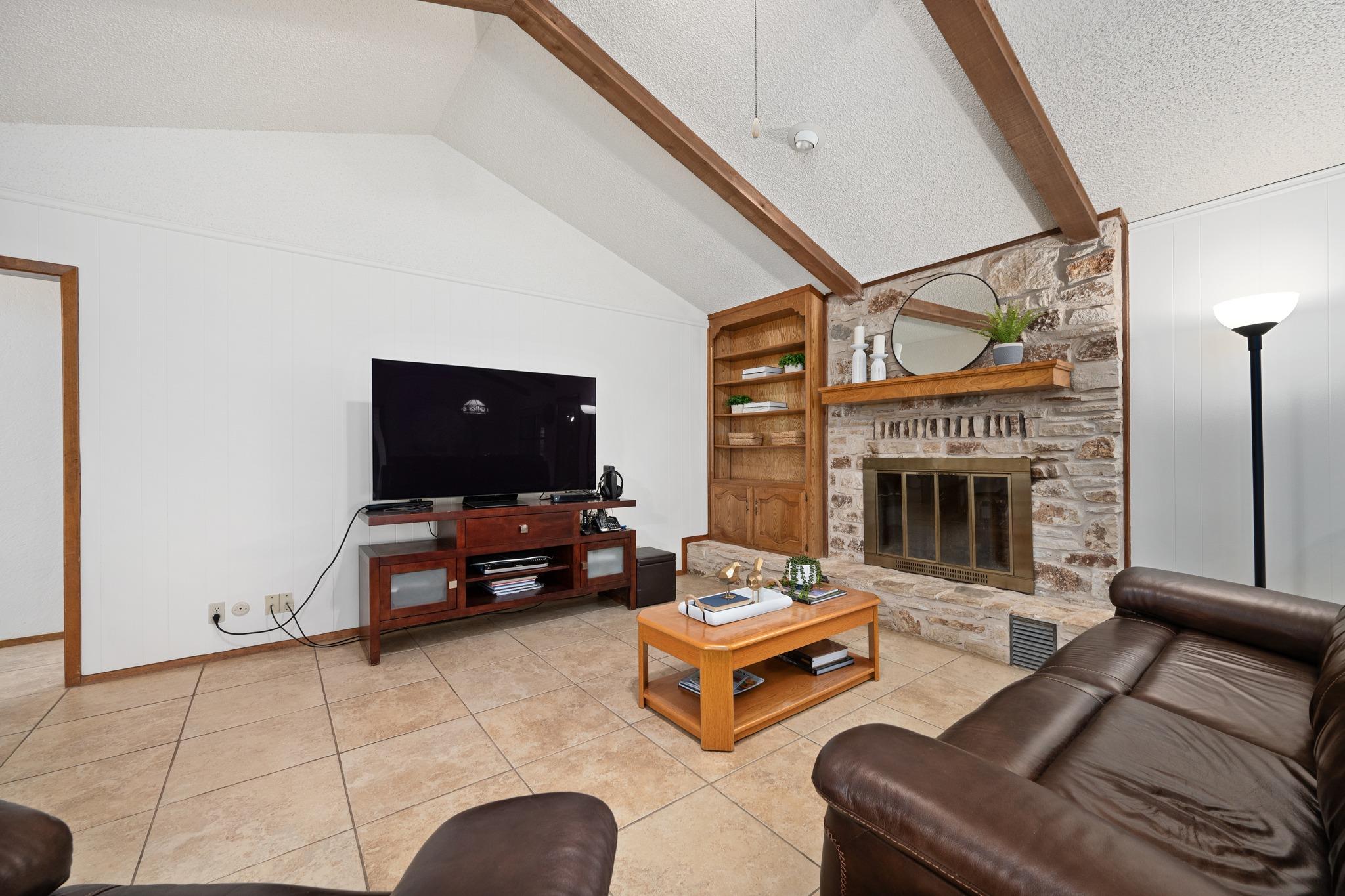 300 W Sequoia Spur, Georgetown, TX 78628