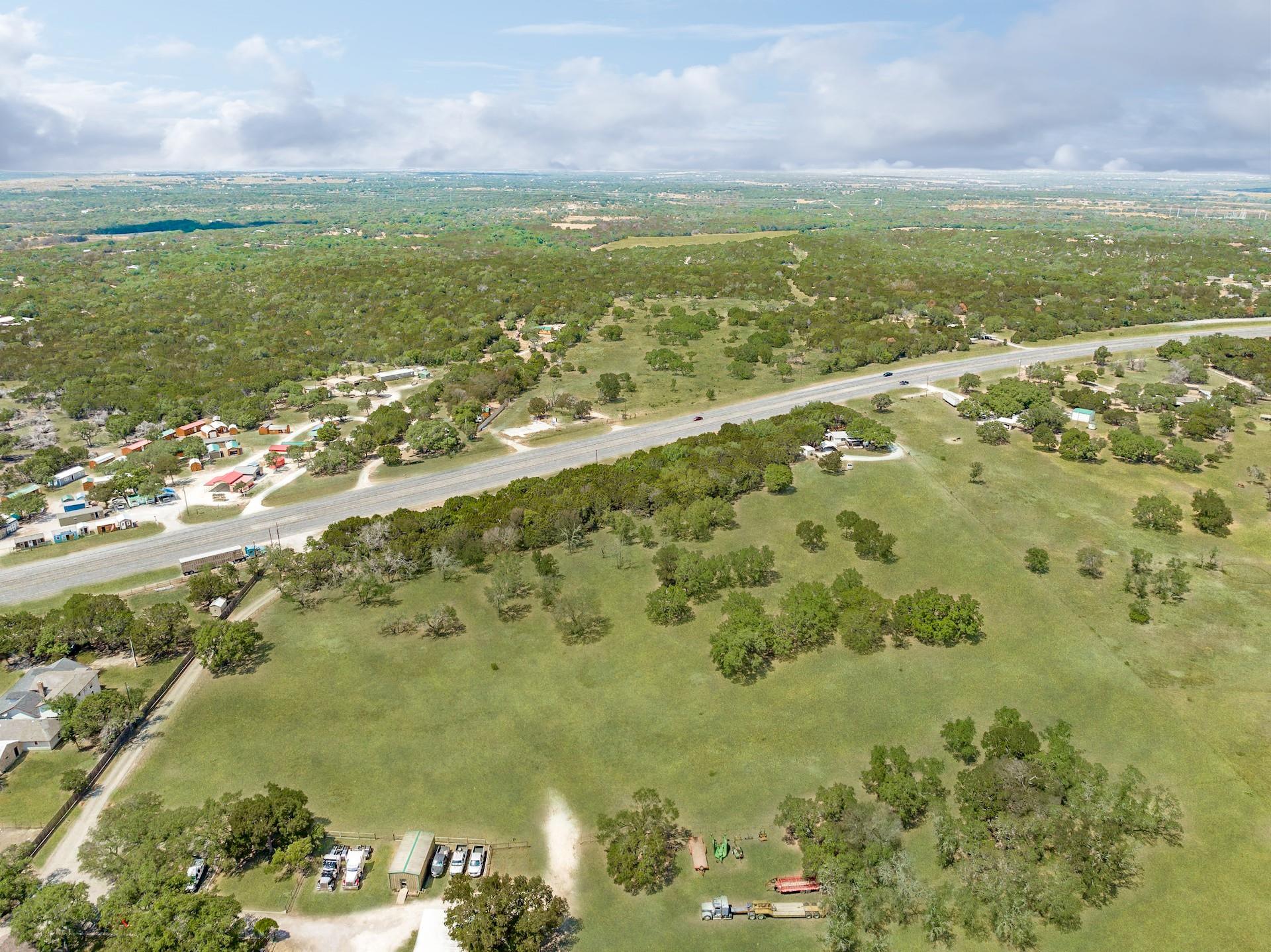 8270 E US Highway 190, Lampasas, TX 76550