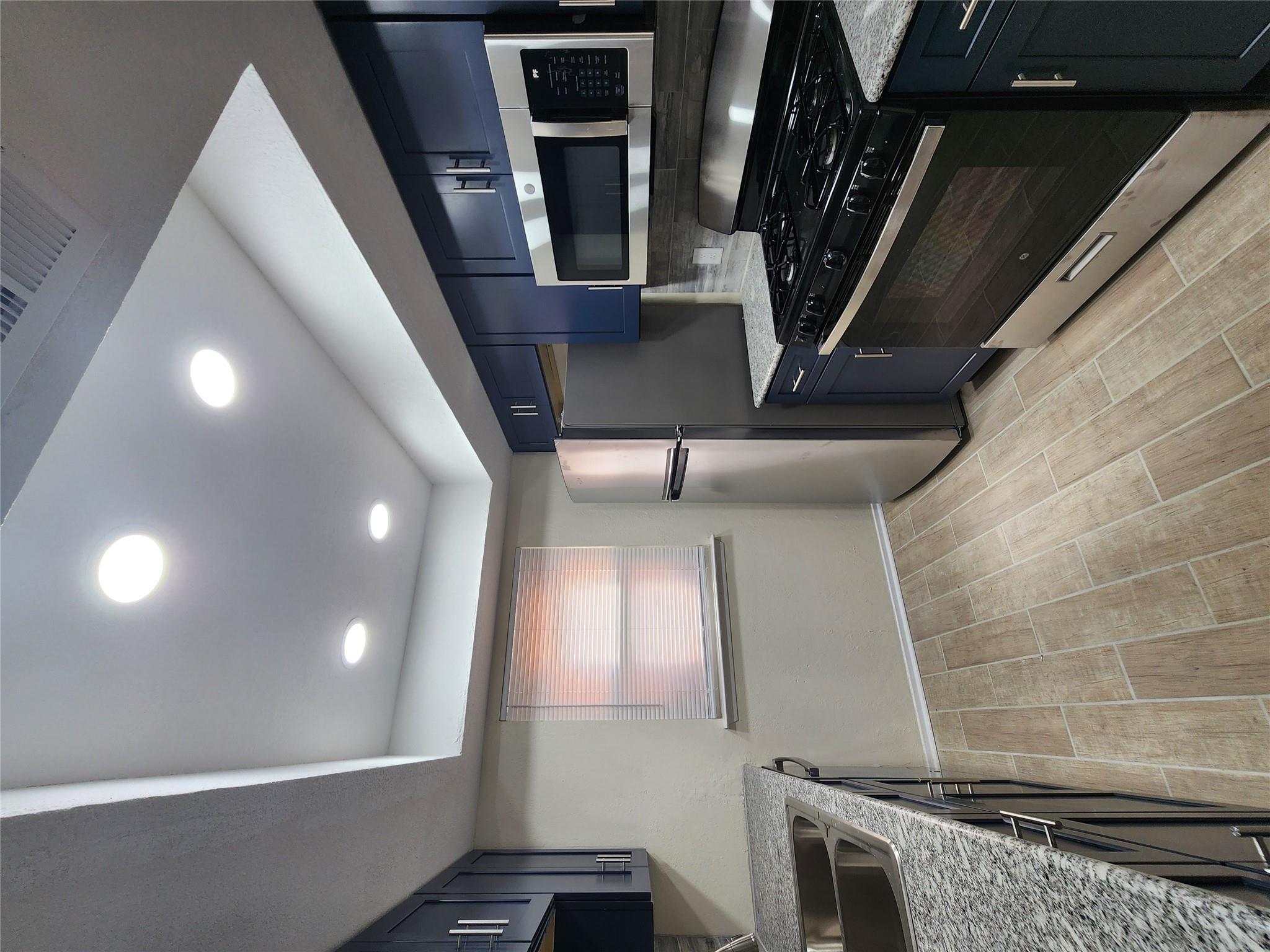 2107 Old West Pl # B, Round Rock, TX 78681