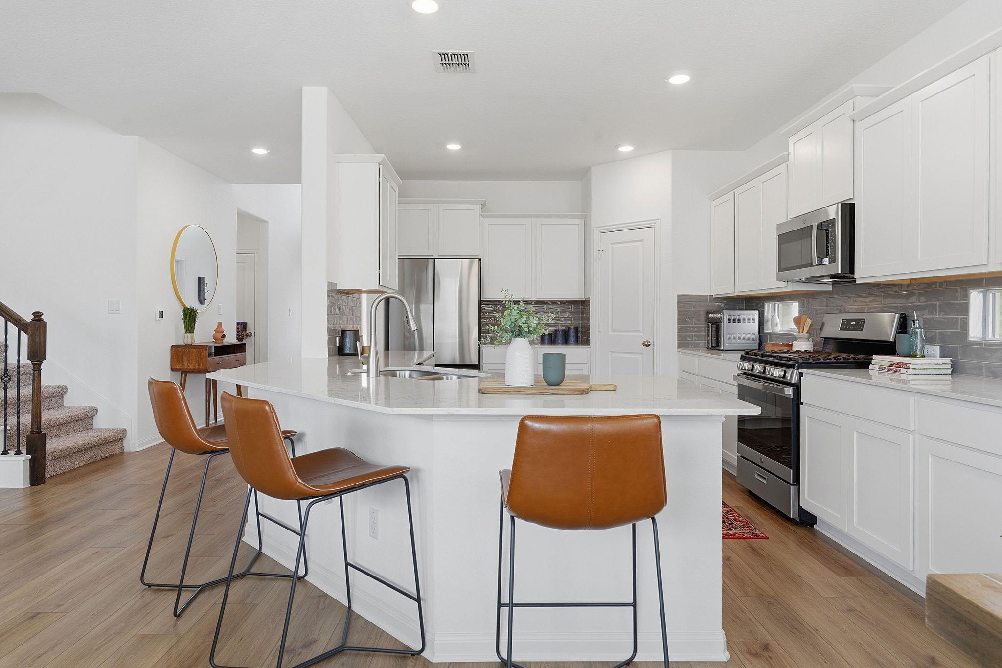 209 Zamora Xing # 362, Austin, TX 78748