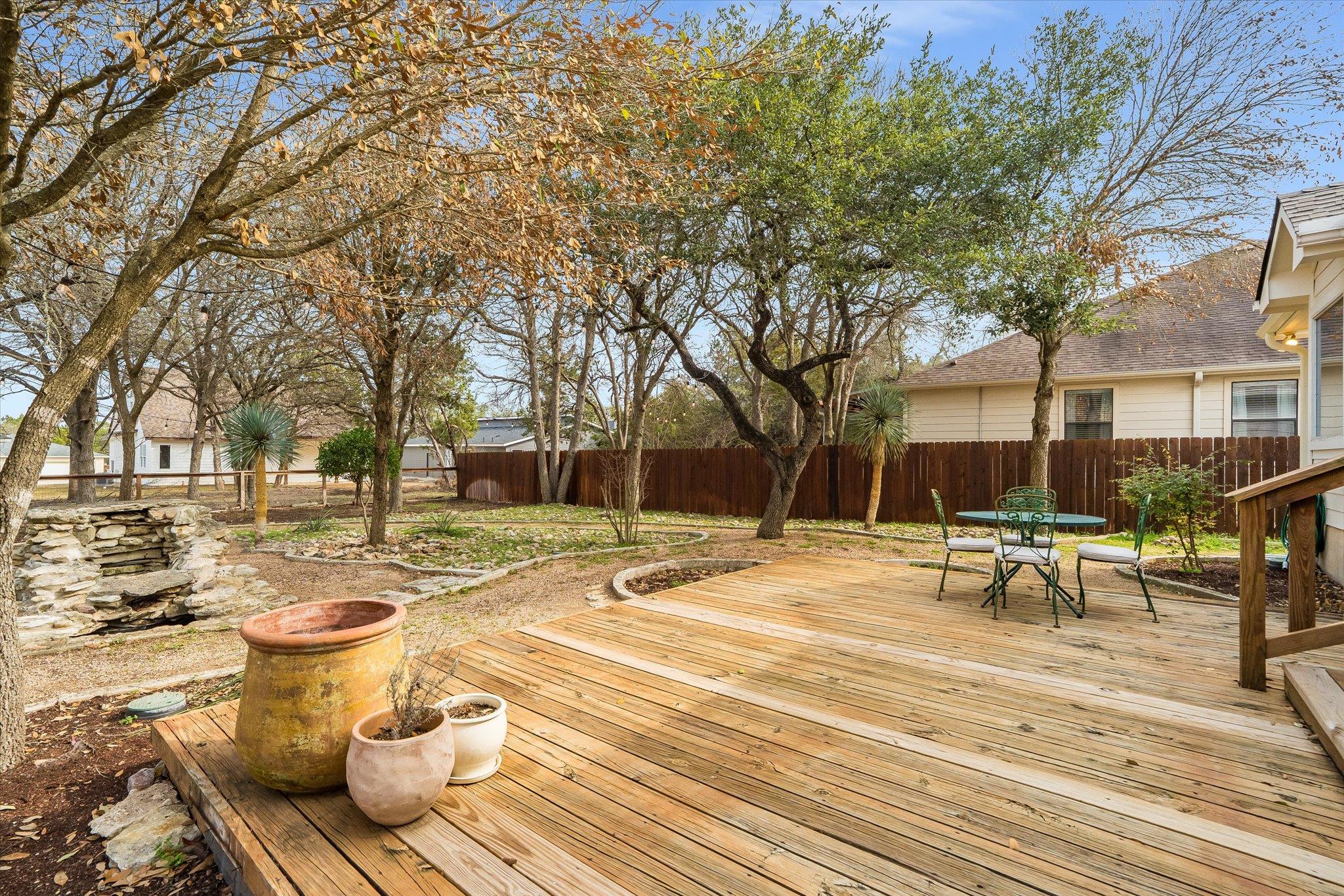 16 Serenade Cir, Wimberley, TX 78676