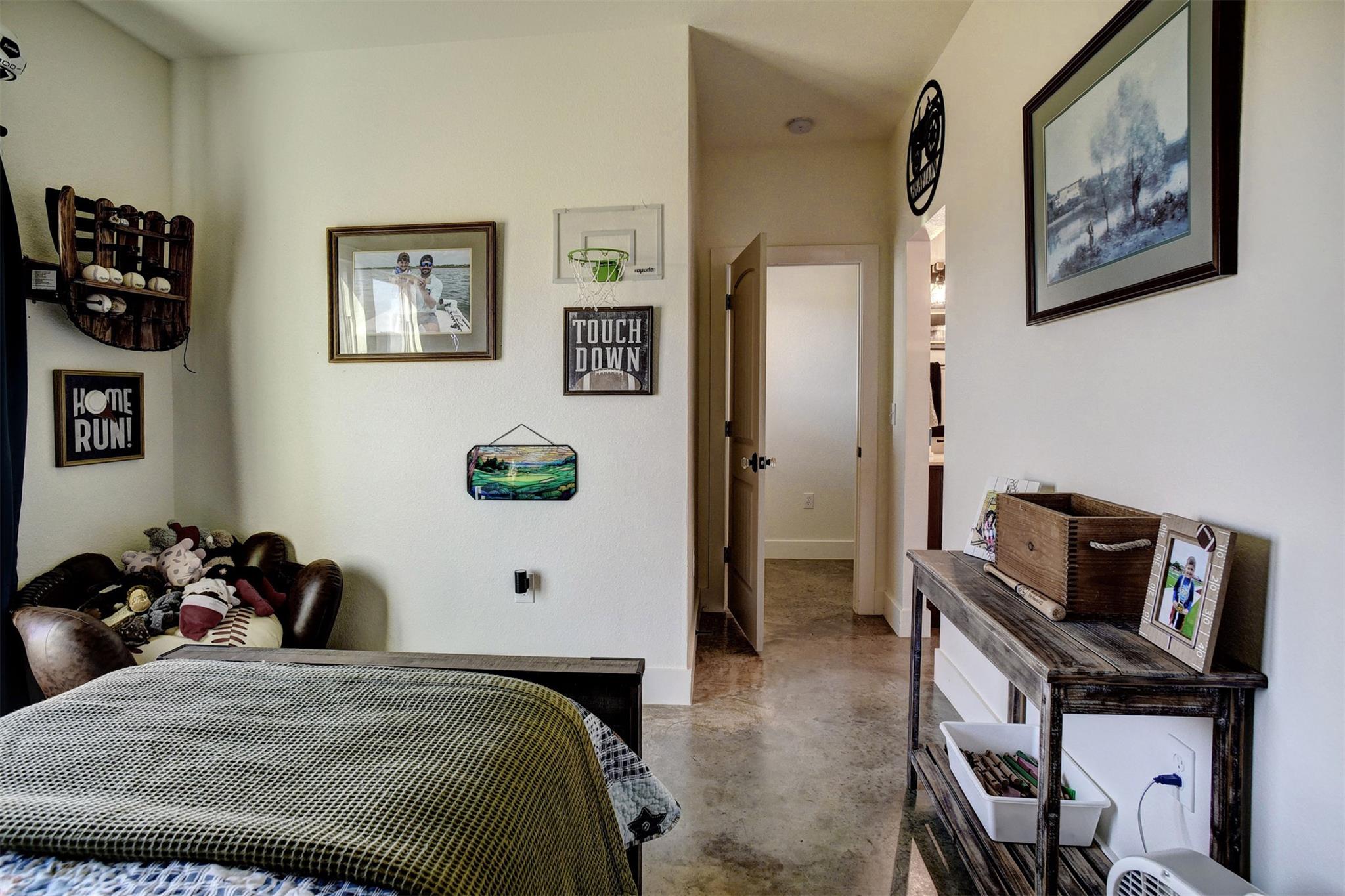 3553 Hunt Ln, Waelder, TX 78959