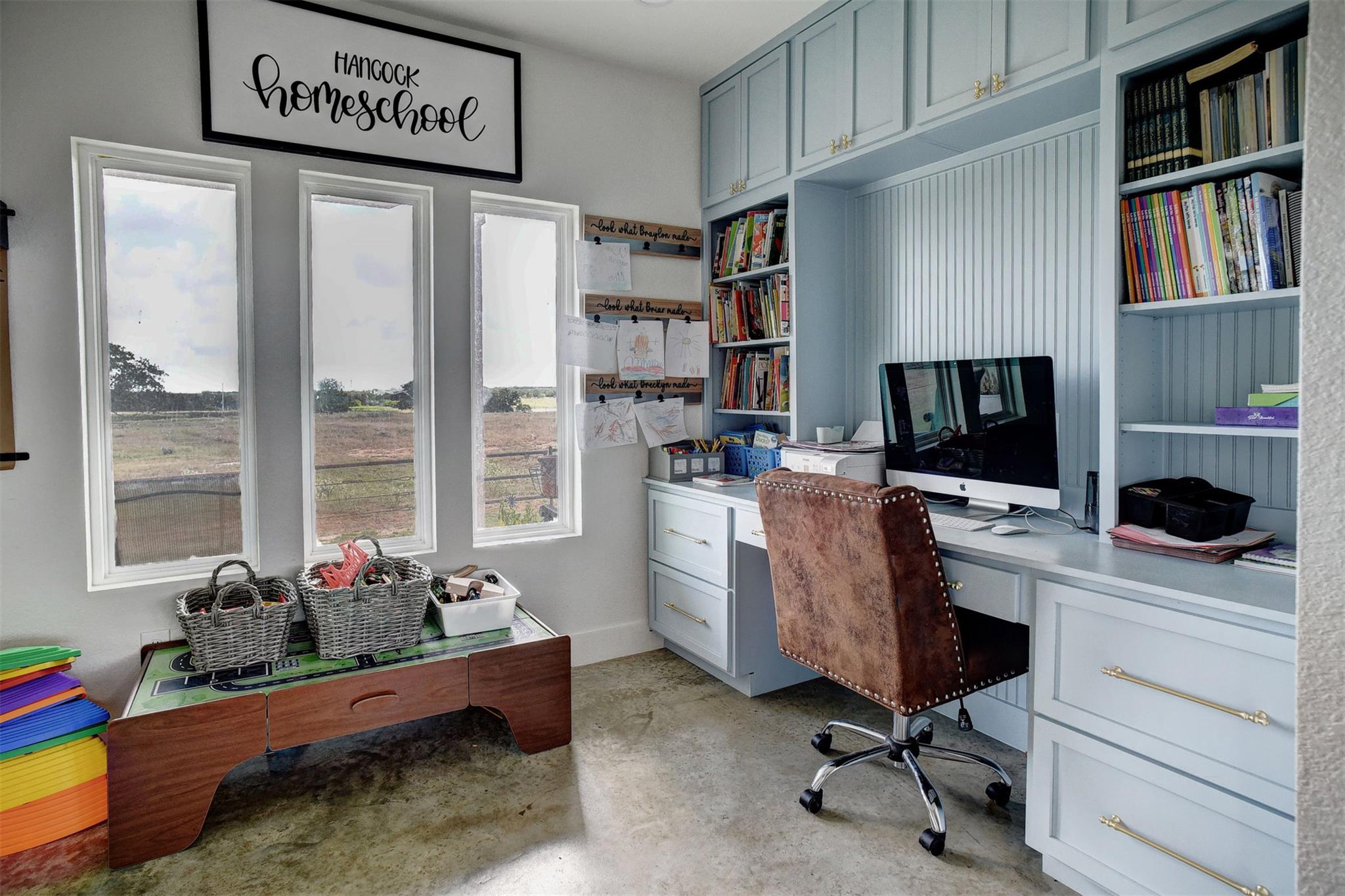 3553 Hunt Ln, Waelder, TX 78959