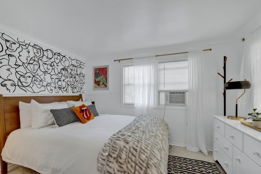 901 Glenn Dr, Canyon Lake, TX 78133