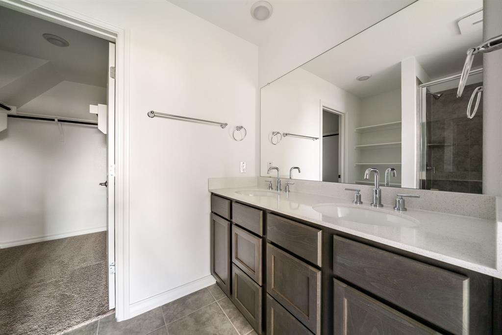 123 Watkinville Rd, Hutto, TX 78634