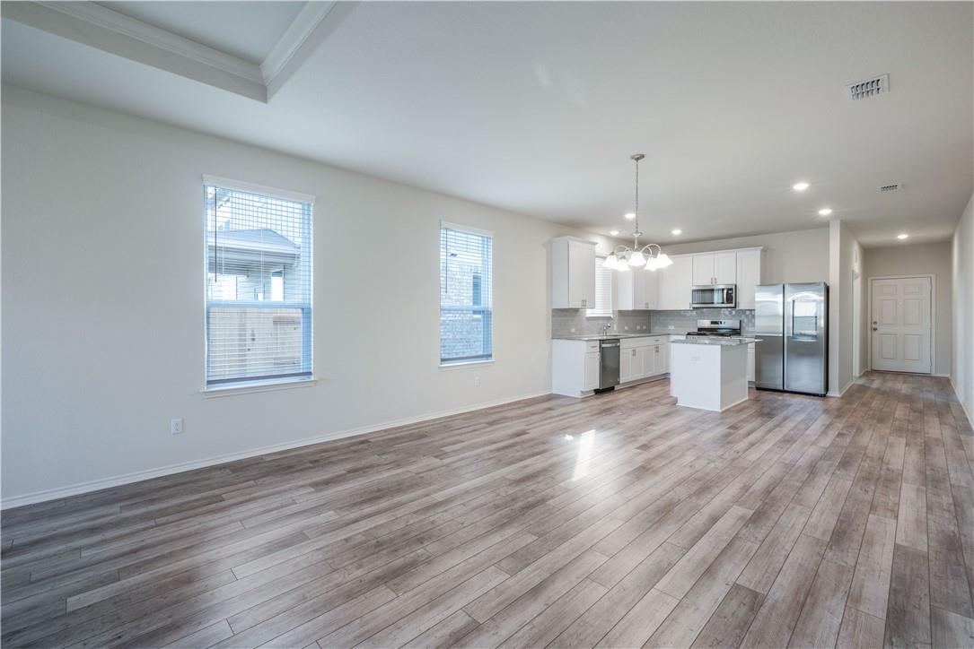 181 Sugarberry Dr, Buda, TX 78610