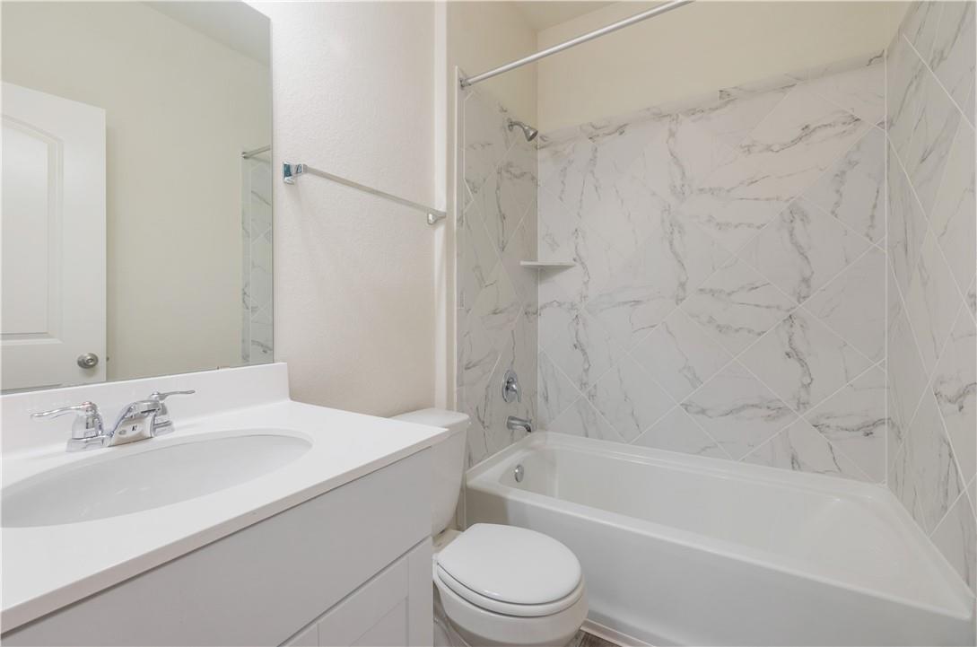 181 Sugarberry Dr, Buda, TX 78610