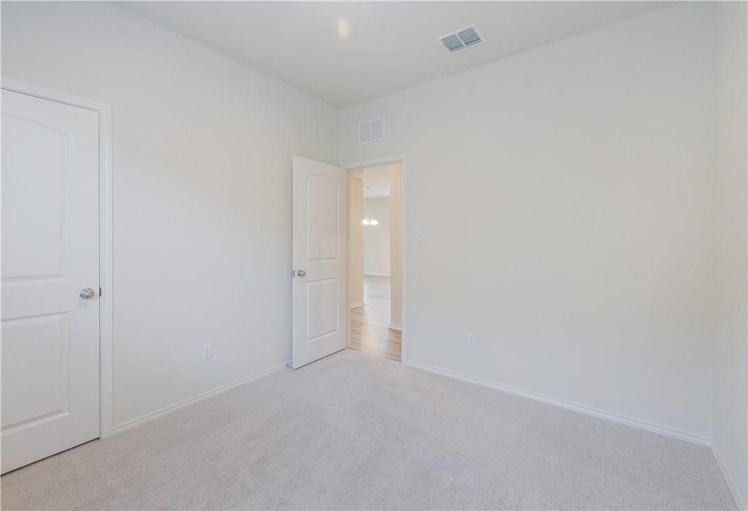 181 Sugarberry Dr, Buda, TX 78610