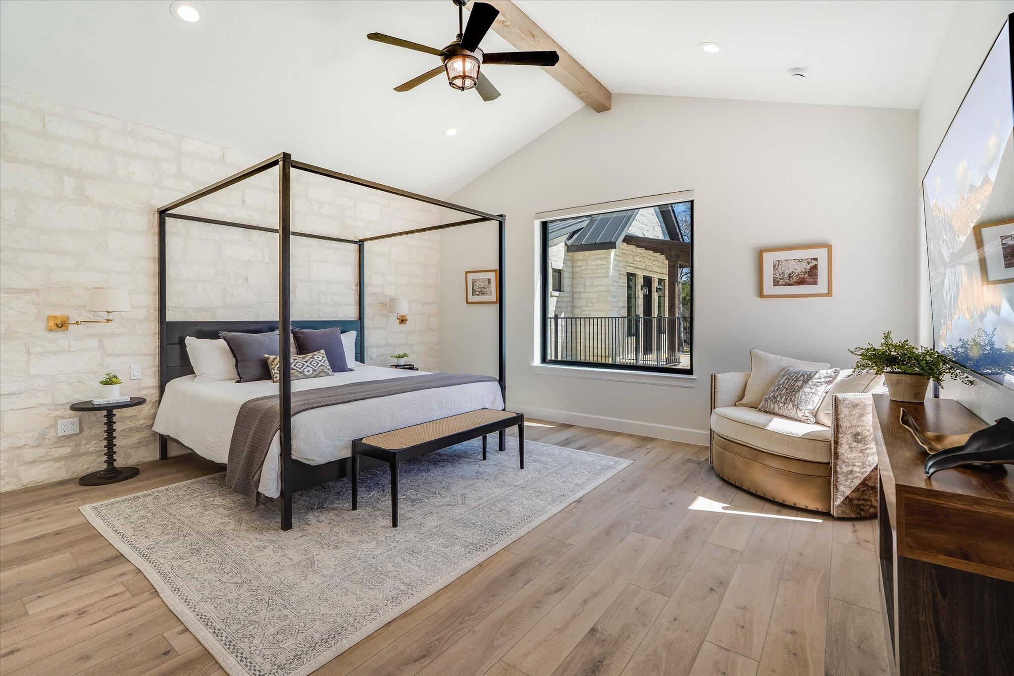 312 Rancho Grande Dr, Wimberley, TX 78676