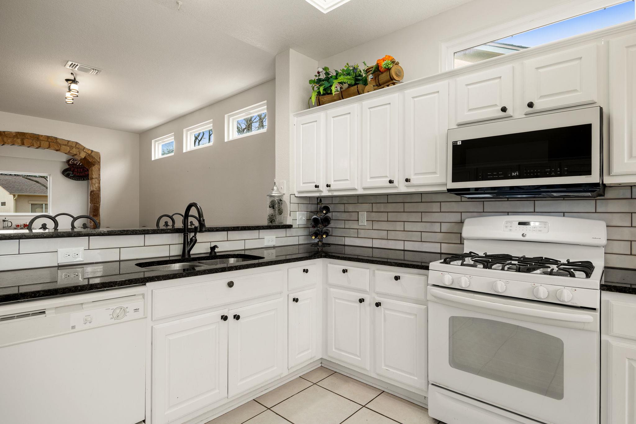 118 Bass St, Georgetown, TX 78633