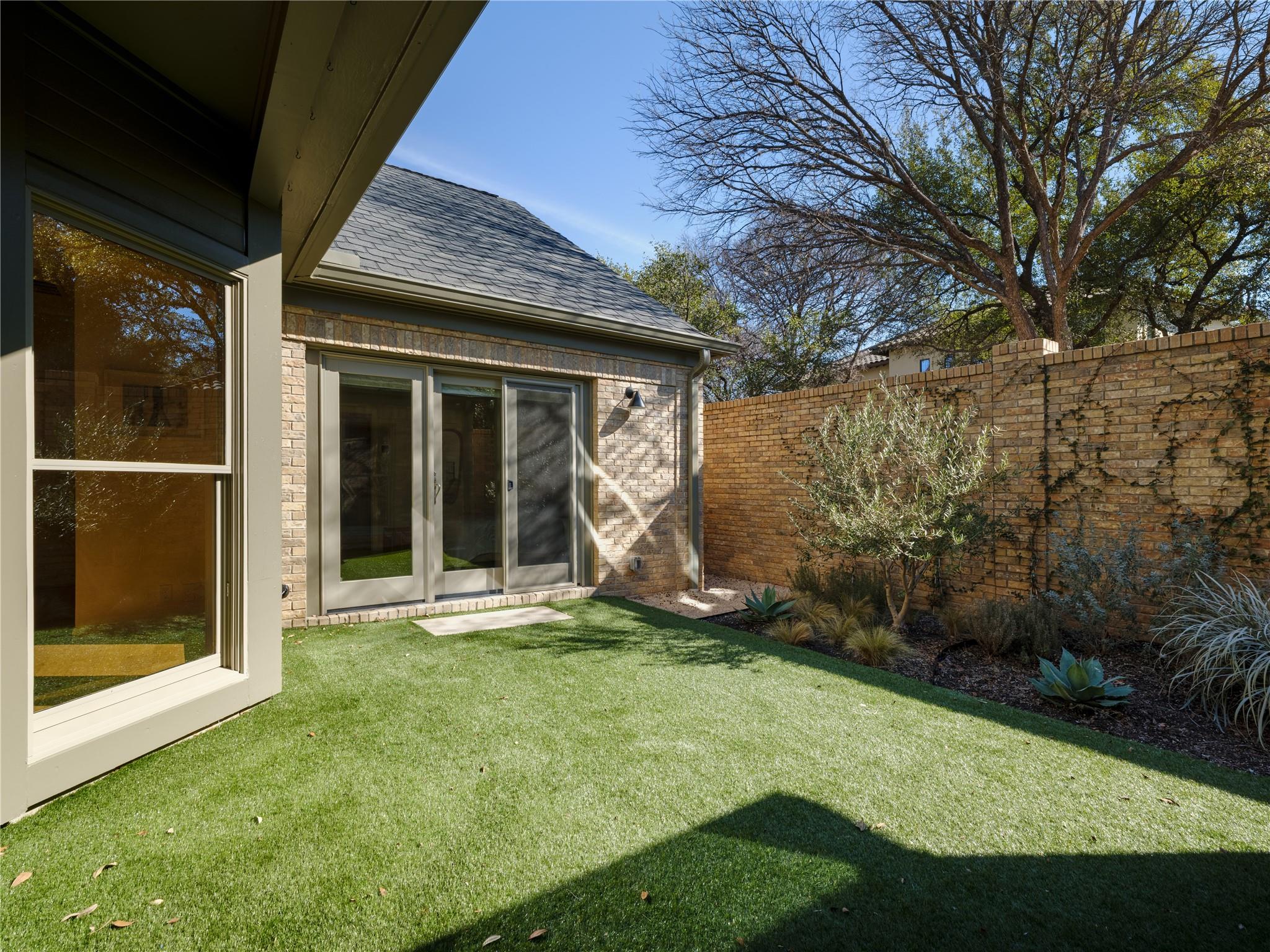 2838 Montebello Rd # C-17, Austin, TX 78746