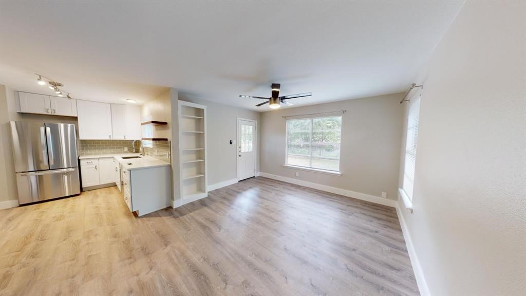 8700 Parkfield Dr, Austin, TX 78758