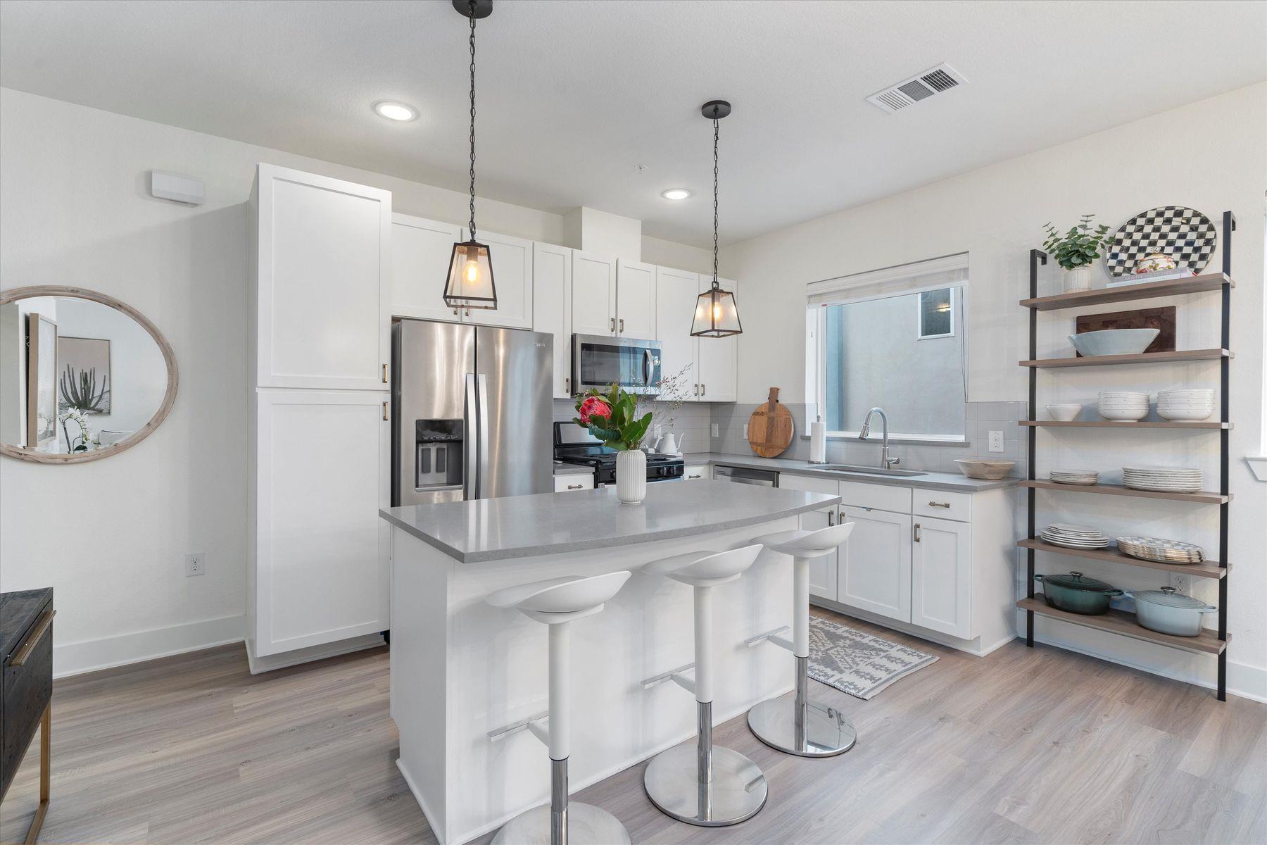 2827 Manor Rd # 3102, Austin, TX 78722