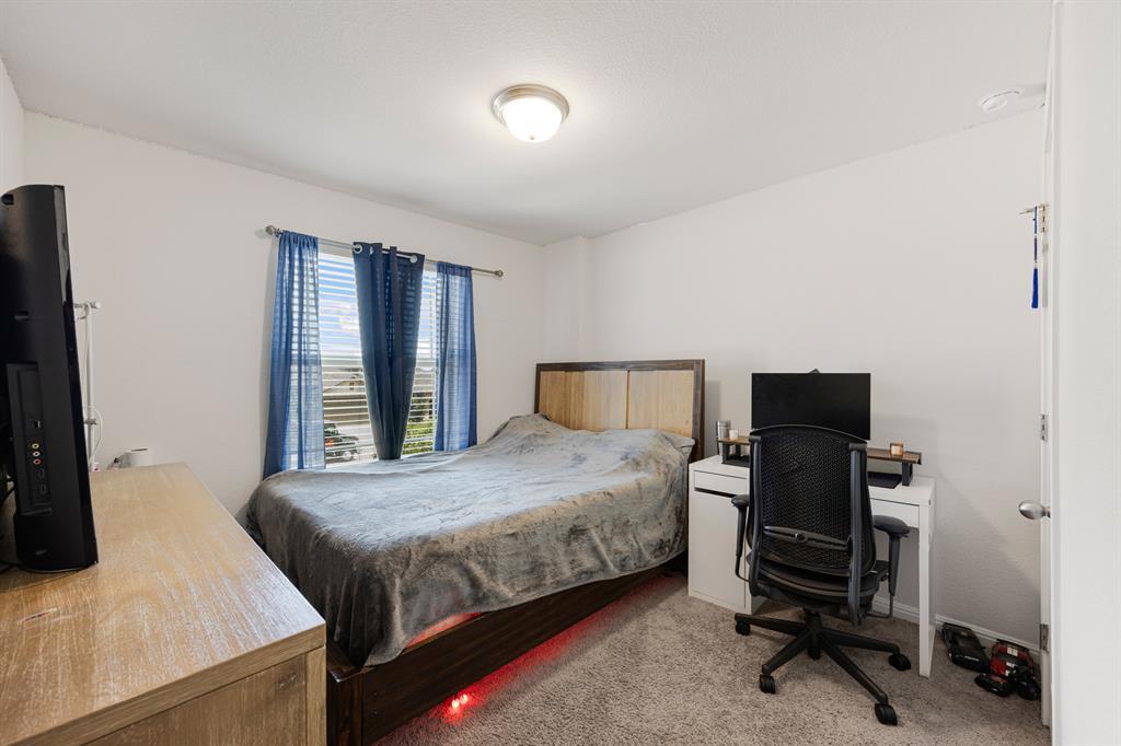 11813 Sandy Lodge Ct, Manor, TX 78653