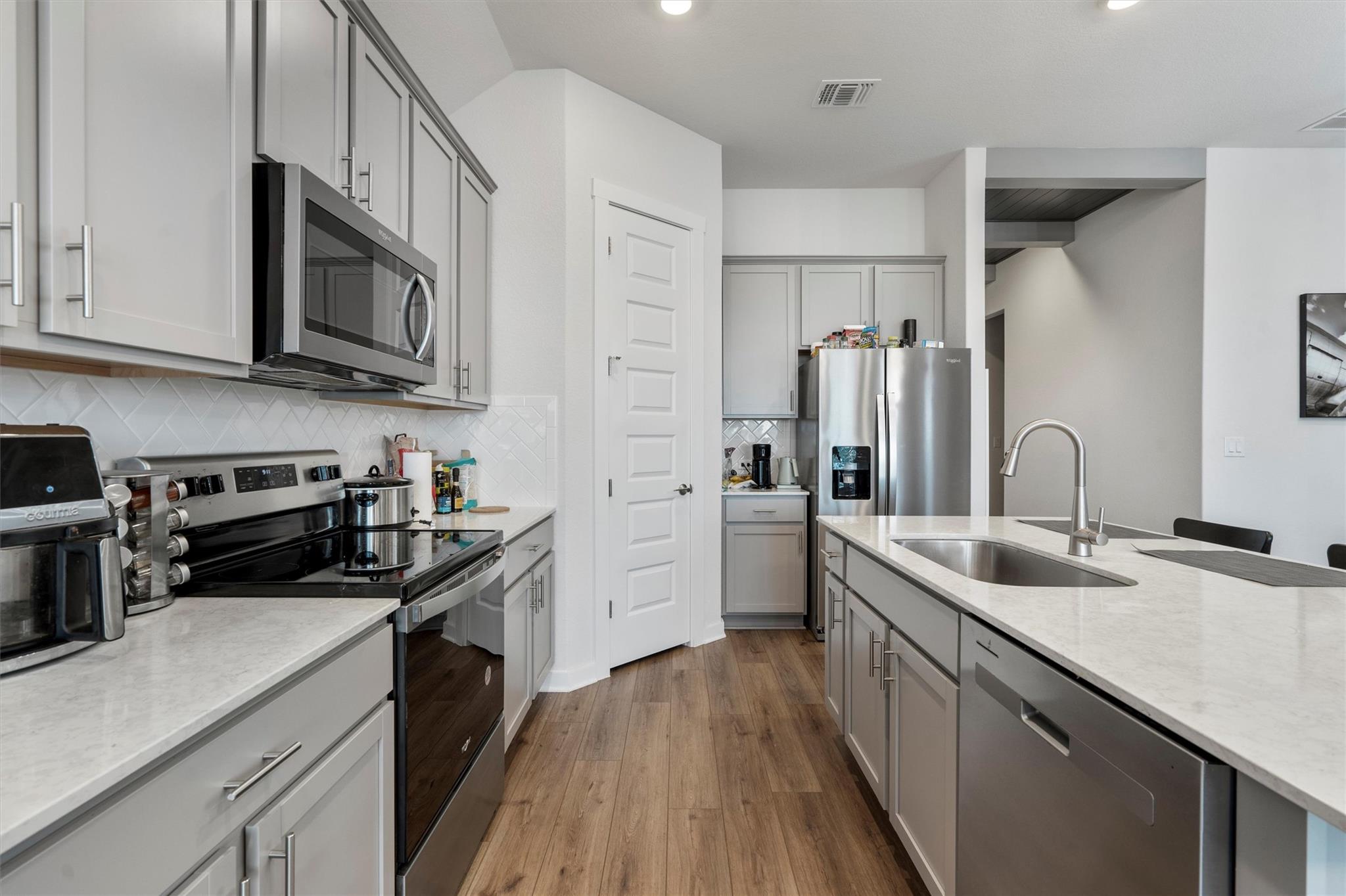 308 Barton Run Dr, Georgetown, TX 78628