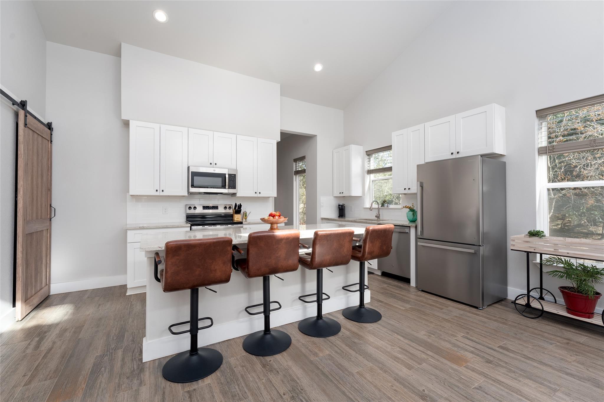 48 Wood Glen Dr, Wimberley, TX 78676