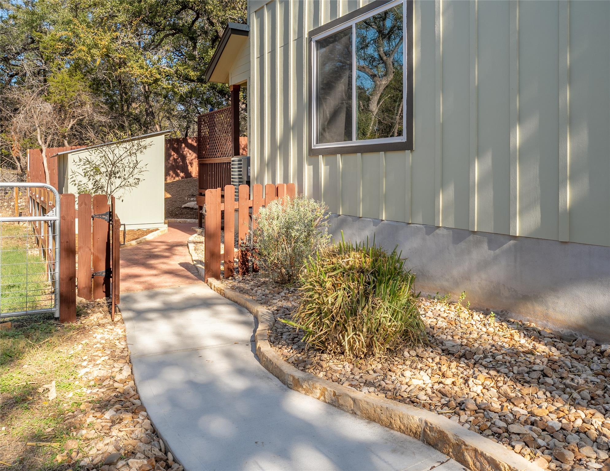 48 Wood Glen Dr, Wimberley, TX 78676