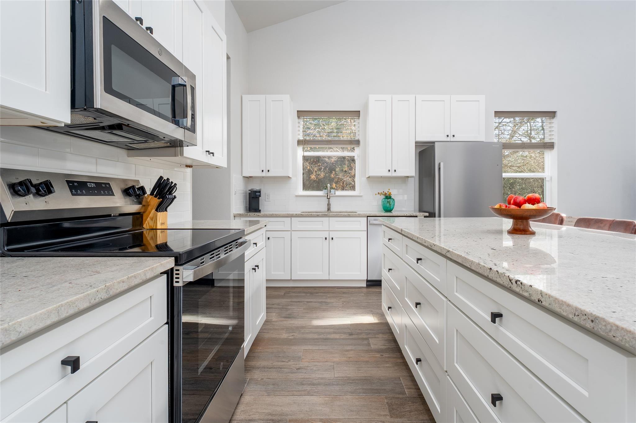 48 Wood Glen Dr, Wimberley, TX 78676