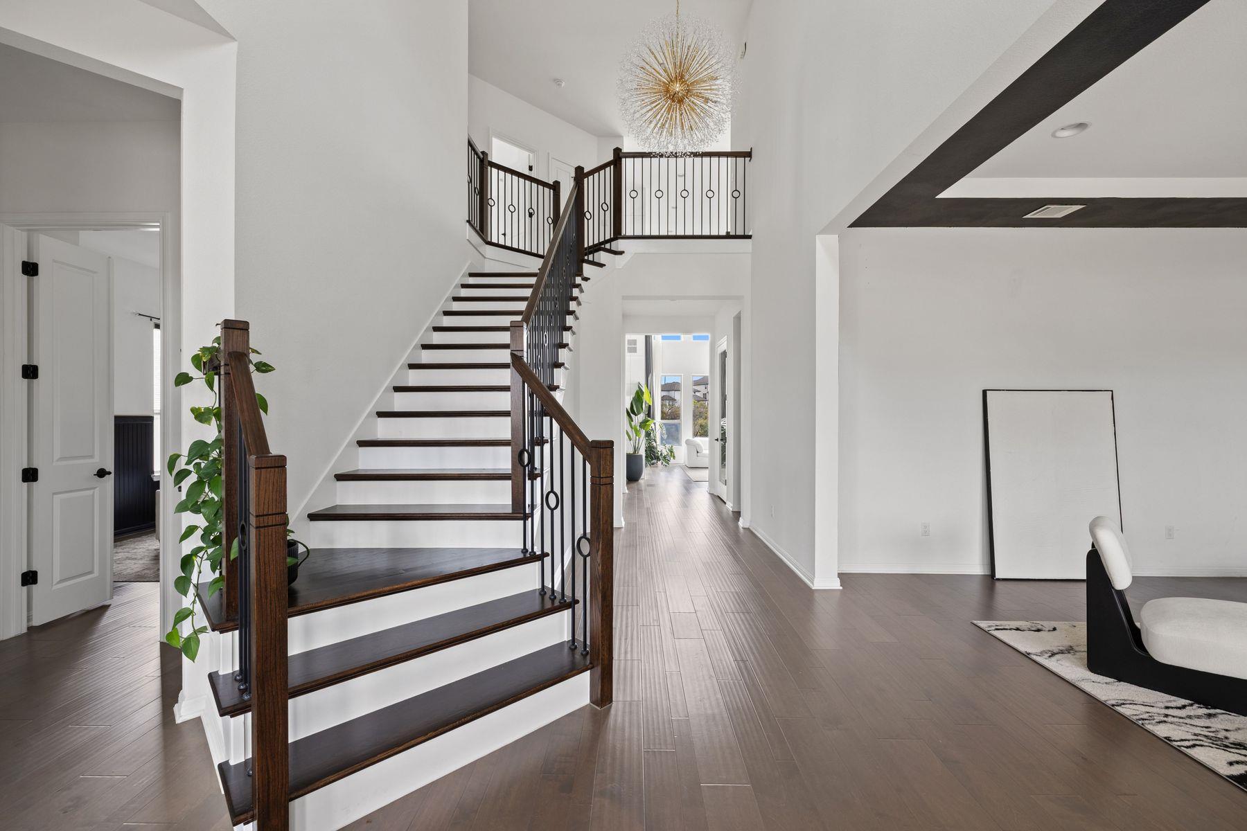 920 Trevi Fontana Dr, Leander, TX 78641