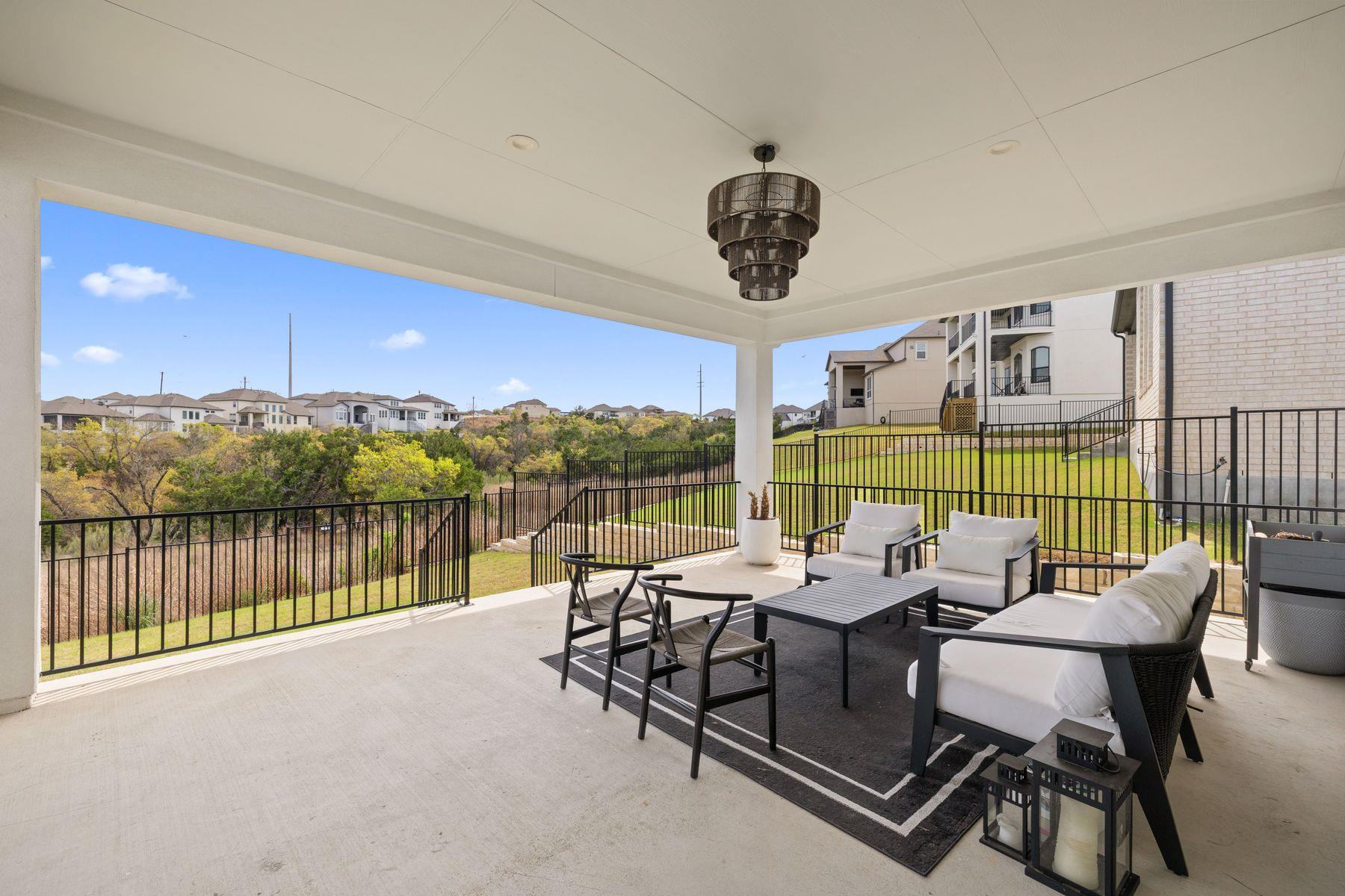 920 Trevi Fontana Dr, Leander, TX 78641