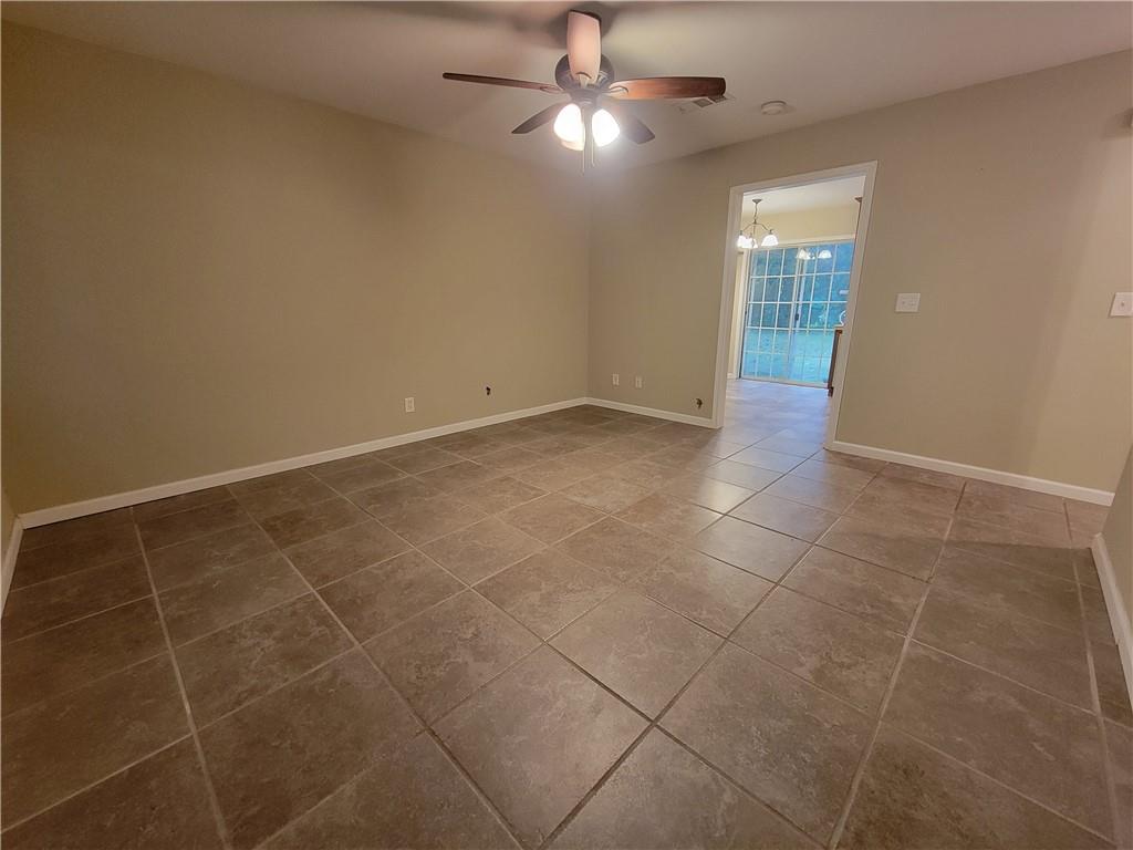 609 Cottonwood St # A, Lockhart, TX 78644