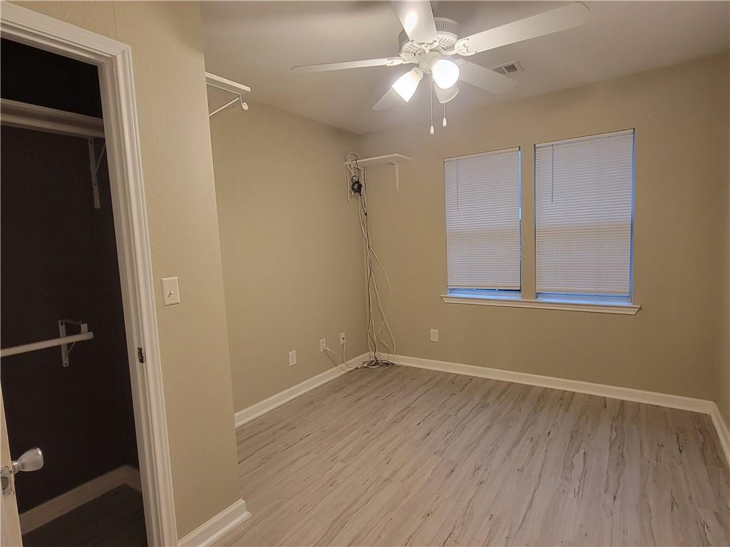 609 Cottonwood St # A, Lockhart, TX 78644