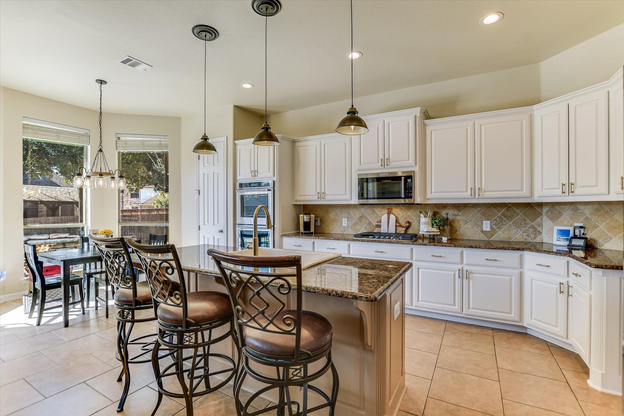 813 Folsom Cv, Round Rock, TX 78681