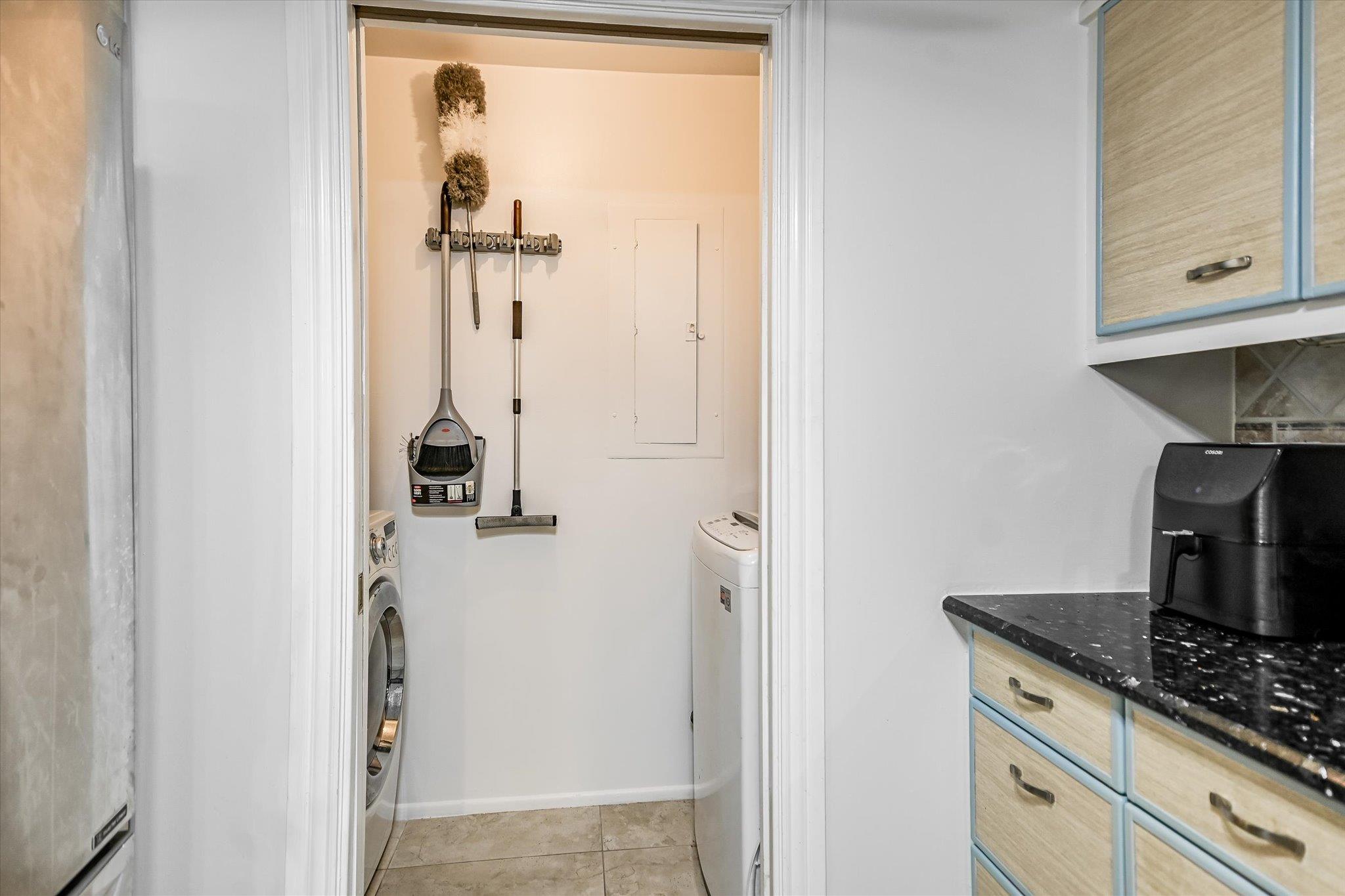 40 N Interstate 35 # 3B3, Austin, TX 78701