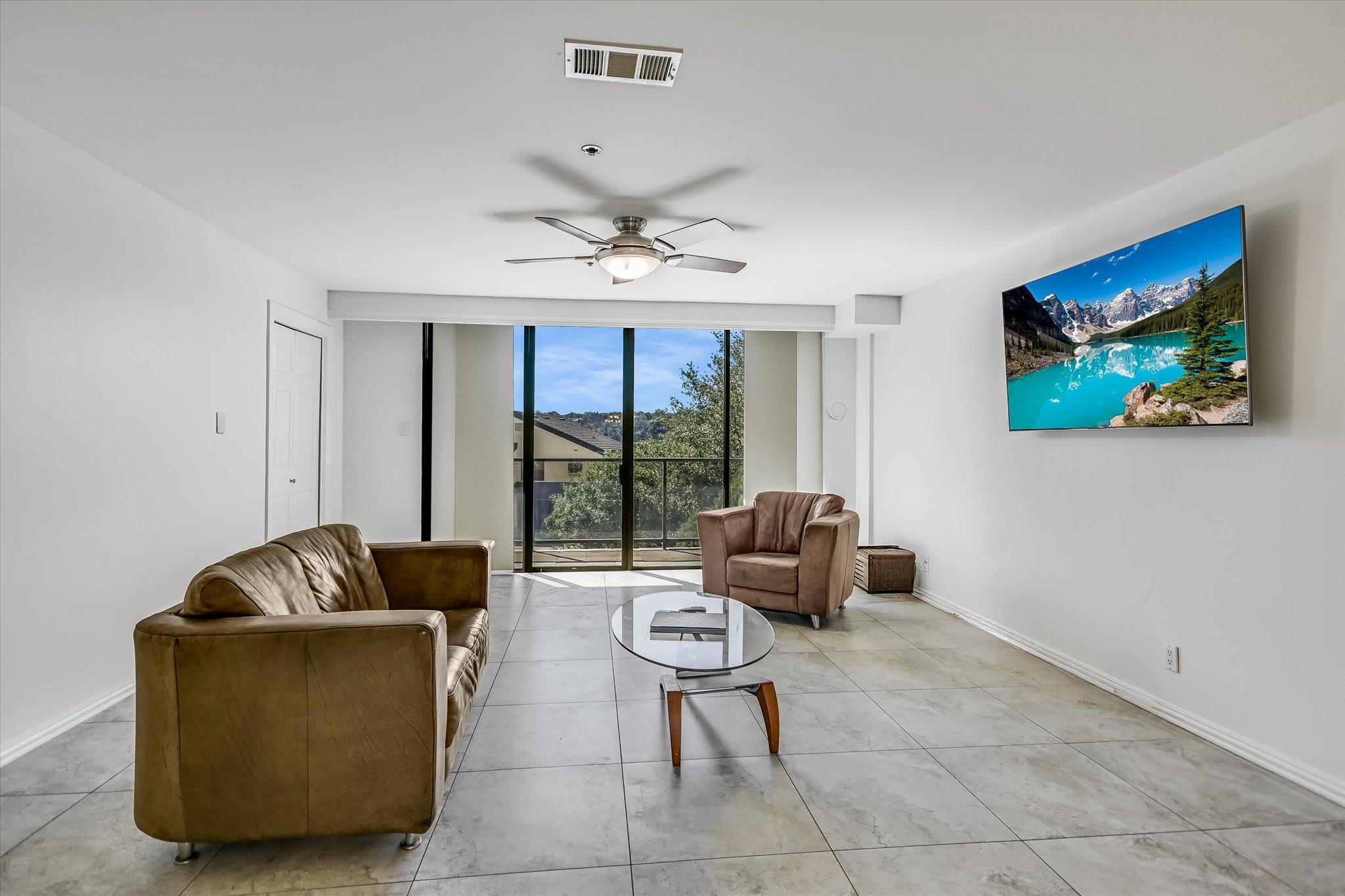 40 N Interstate 35 # 3B3, Austin, TX 78701