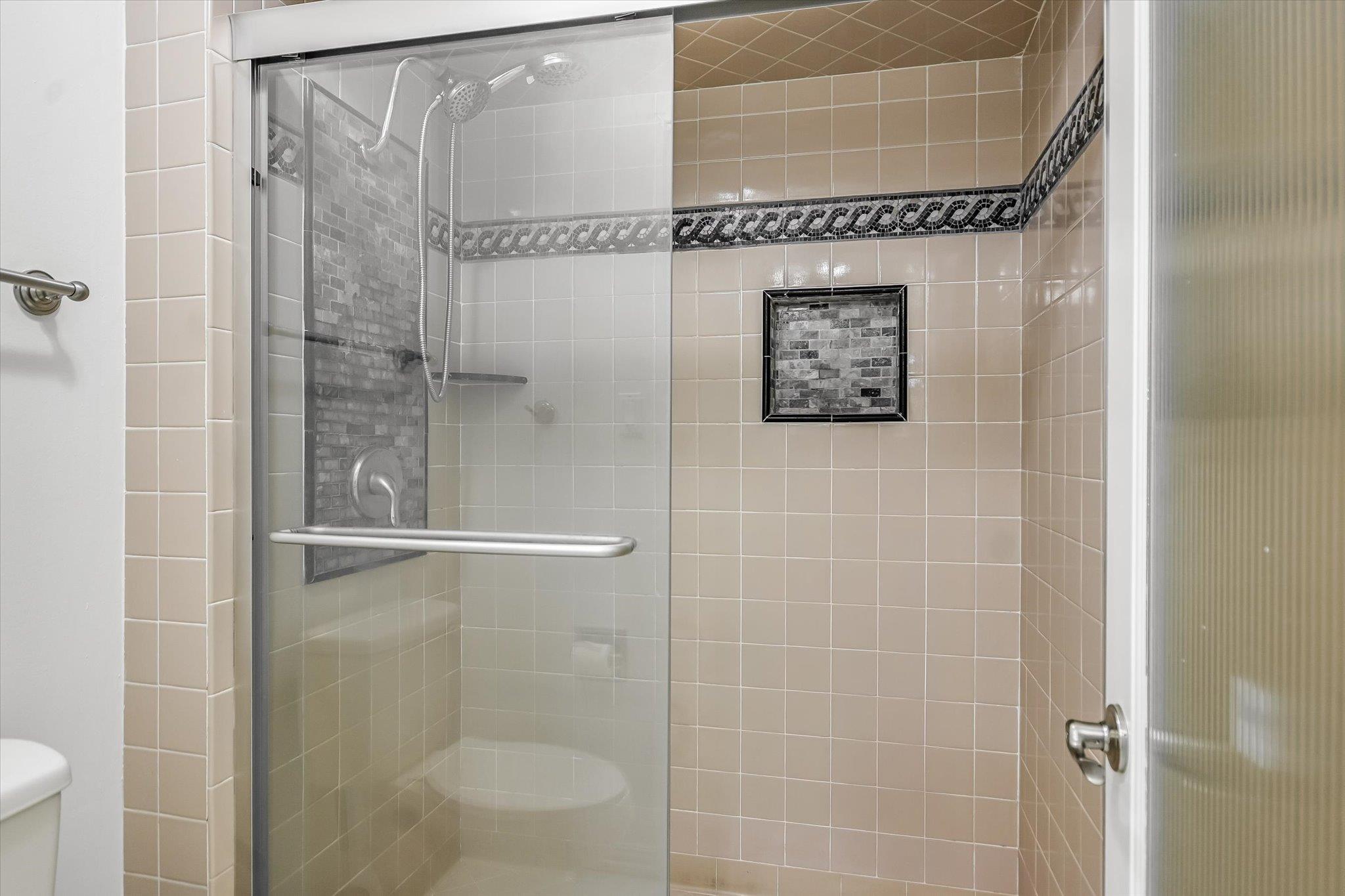 40 N Interstate 35 # 3B3, Austin, TX 78701