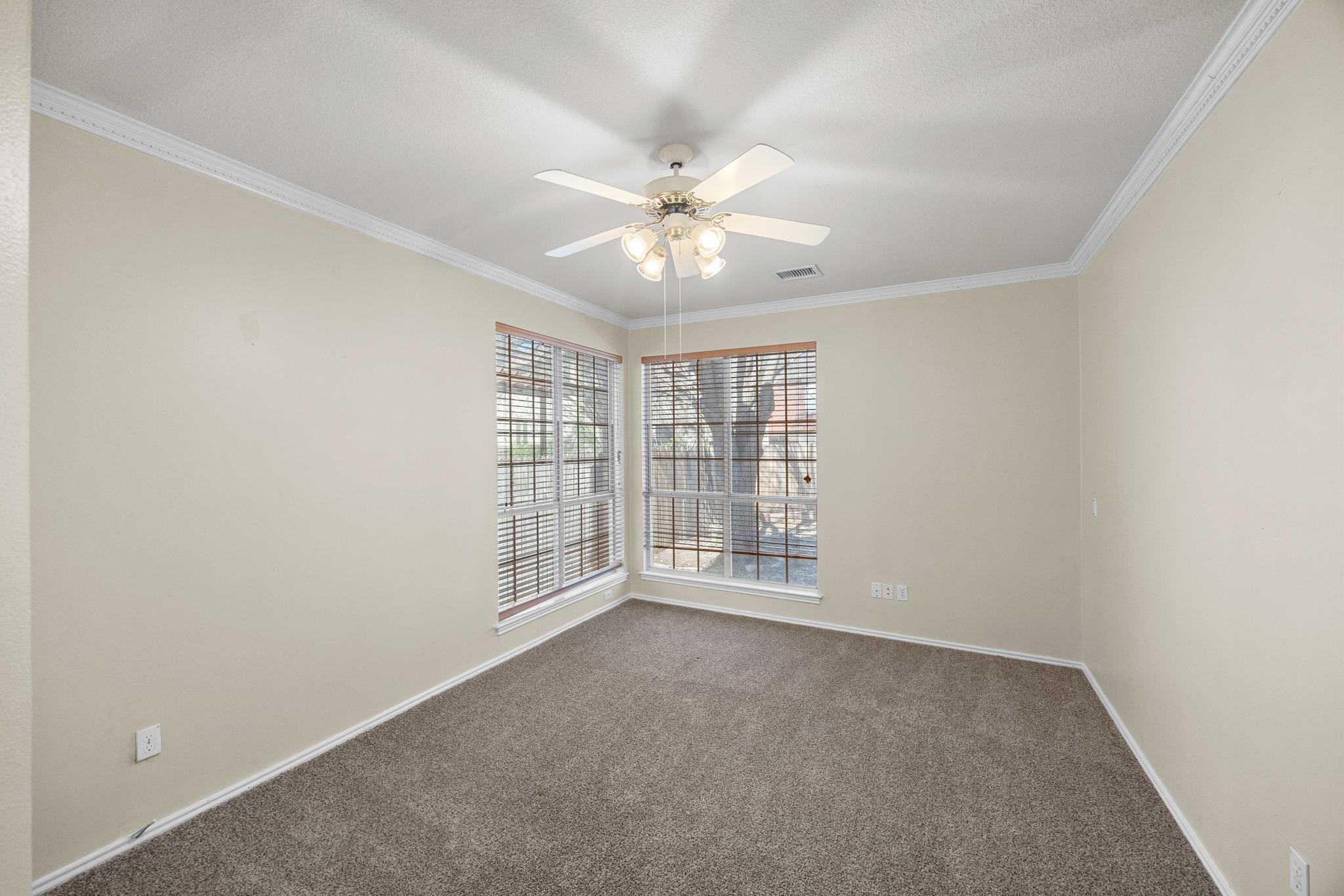 1612 Chasewood Dr, Austin, TX 78727