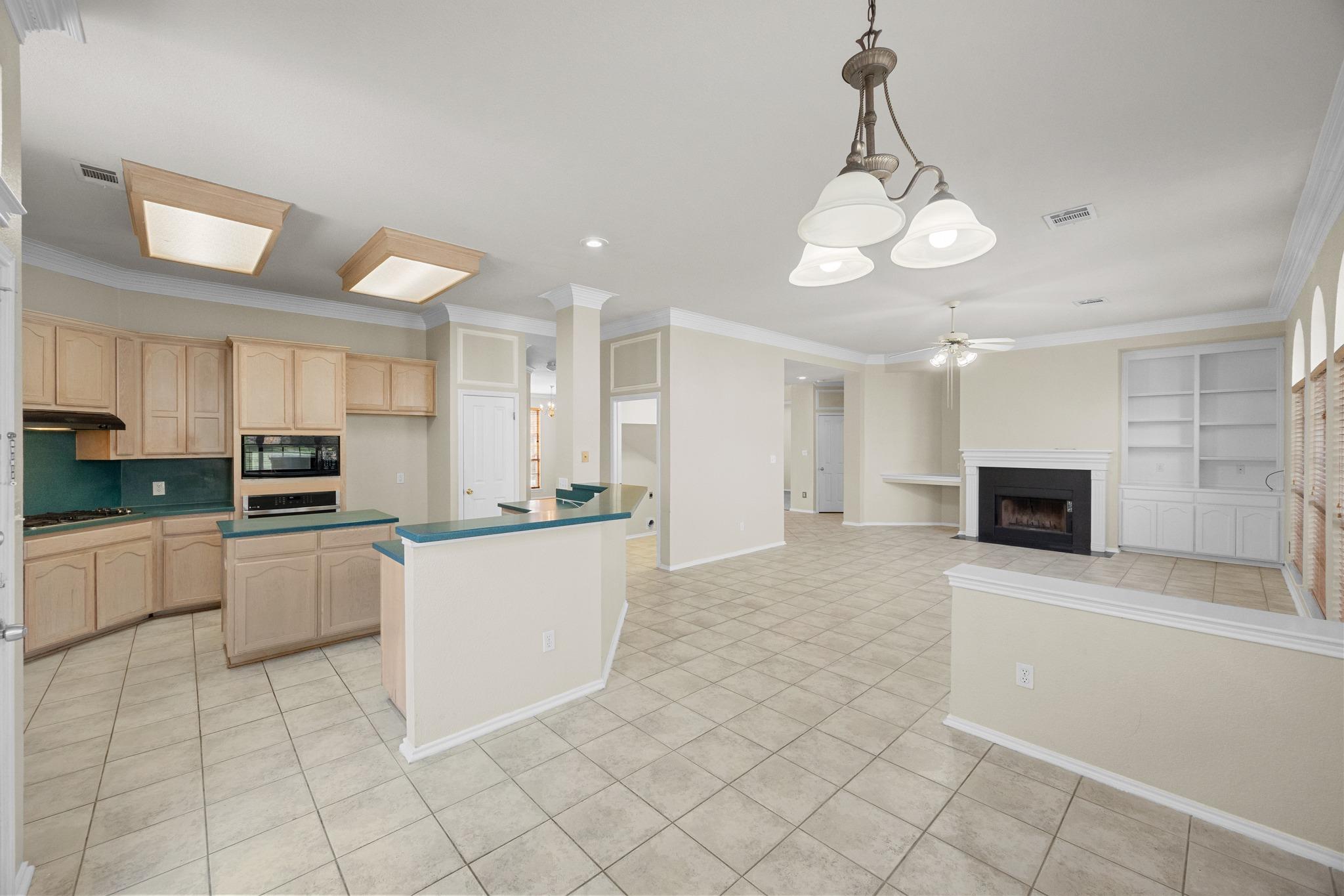 1612 Chasewood Dr, Austin, TX 78727