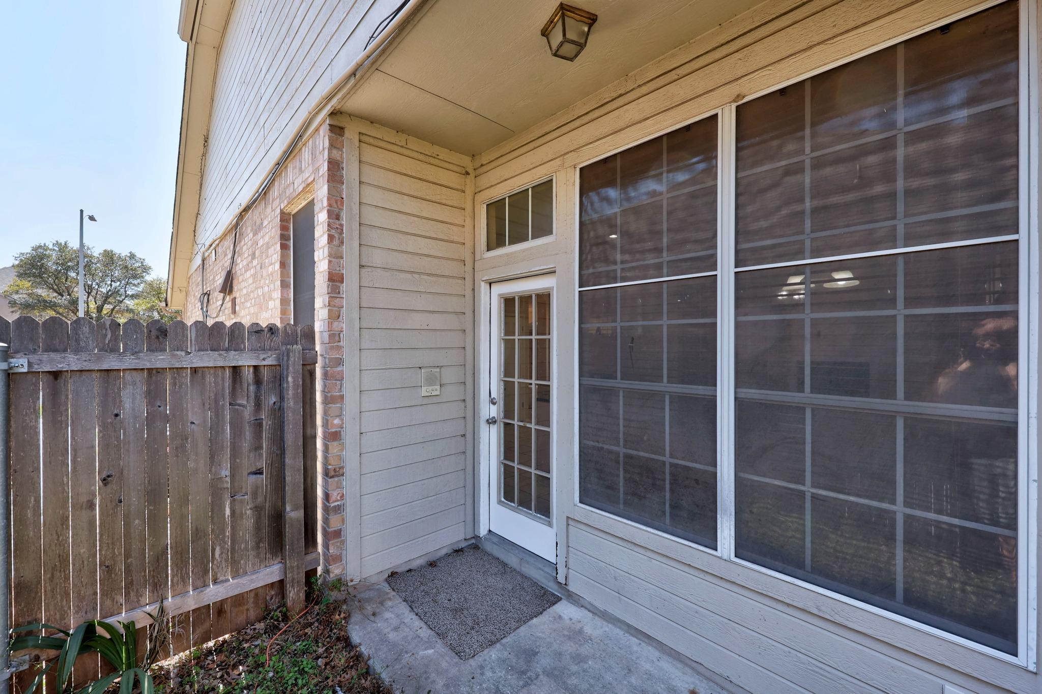 1612 Chasewood Dr, Austin, TX 78727