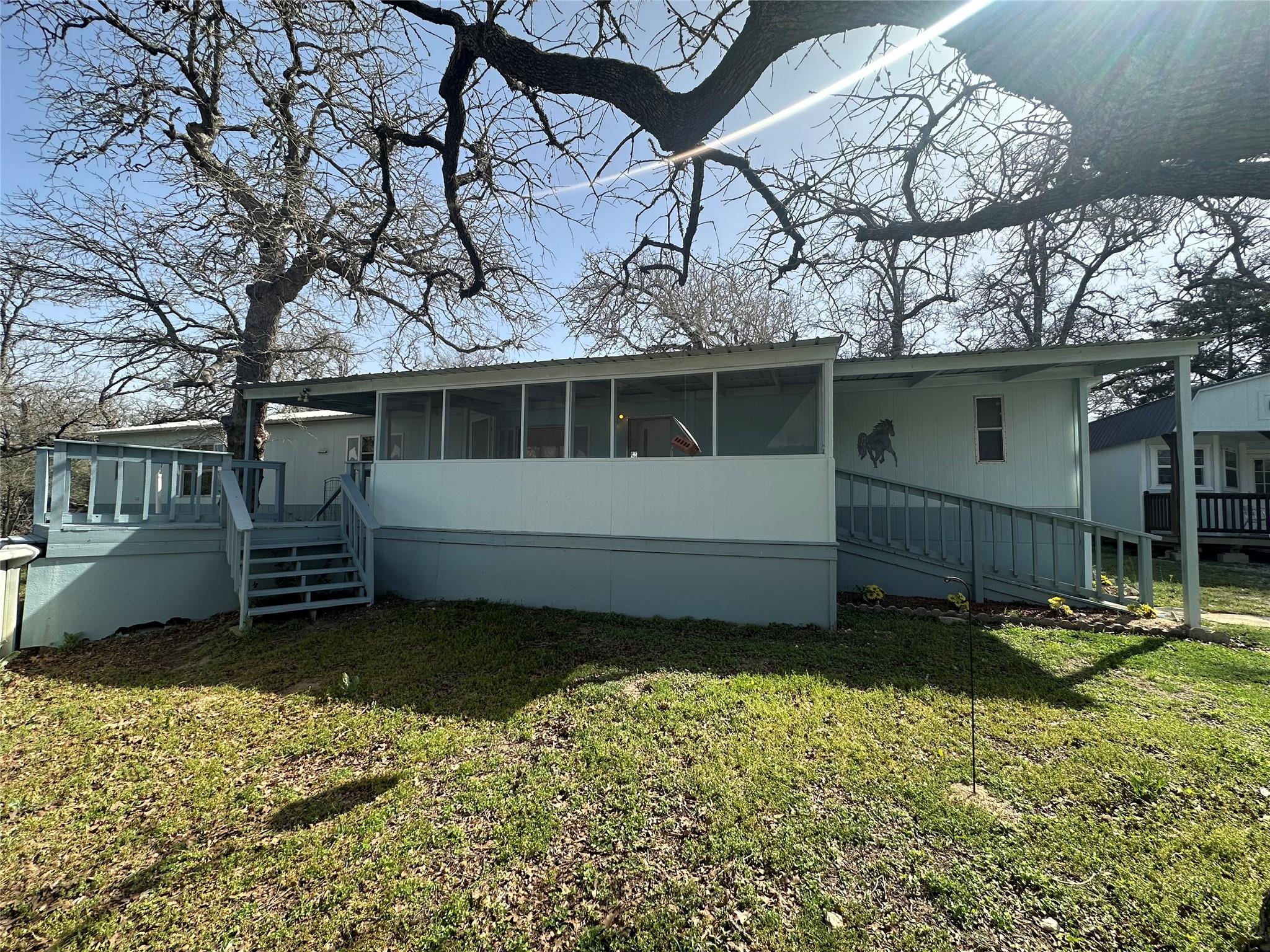 1218 Private Road 3063 Rd, Lexington, TX 78947