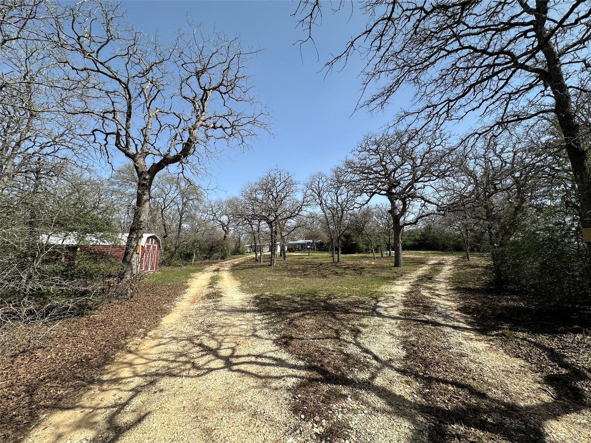 1218 Private Road 3063 Rd, Lexington, TX 78947