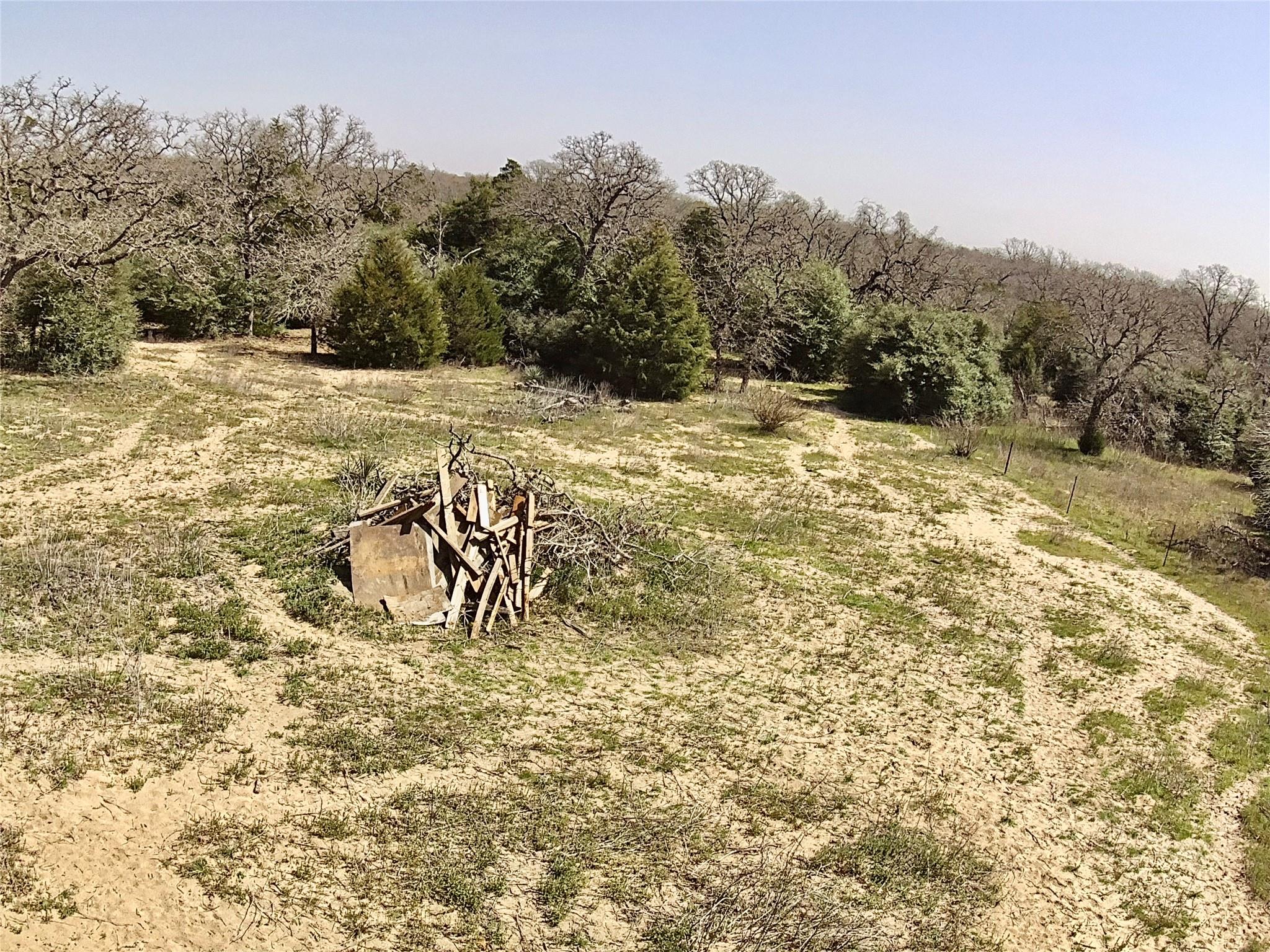 1218 Private Road 3063 Rd, Lexington, TX 78947