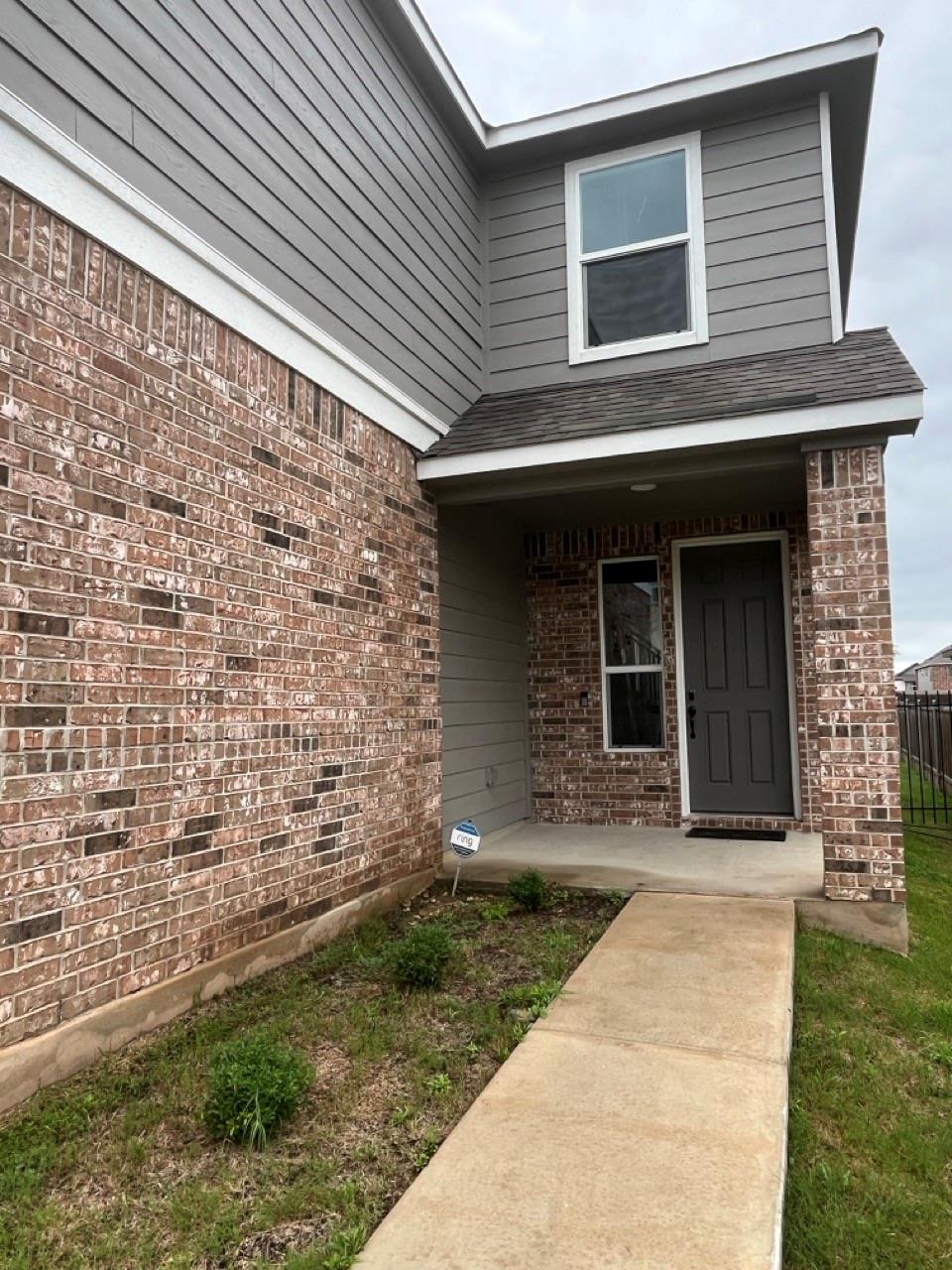 7311 Gray Catbird Dr # 35, Austin, TX 78744